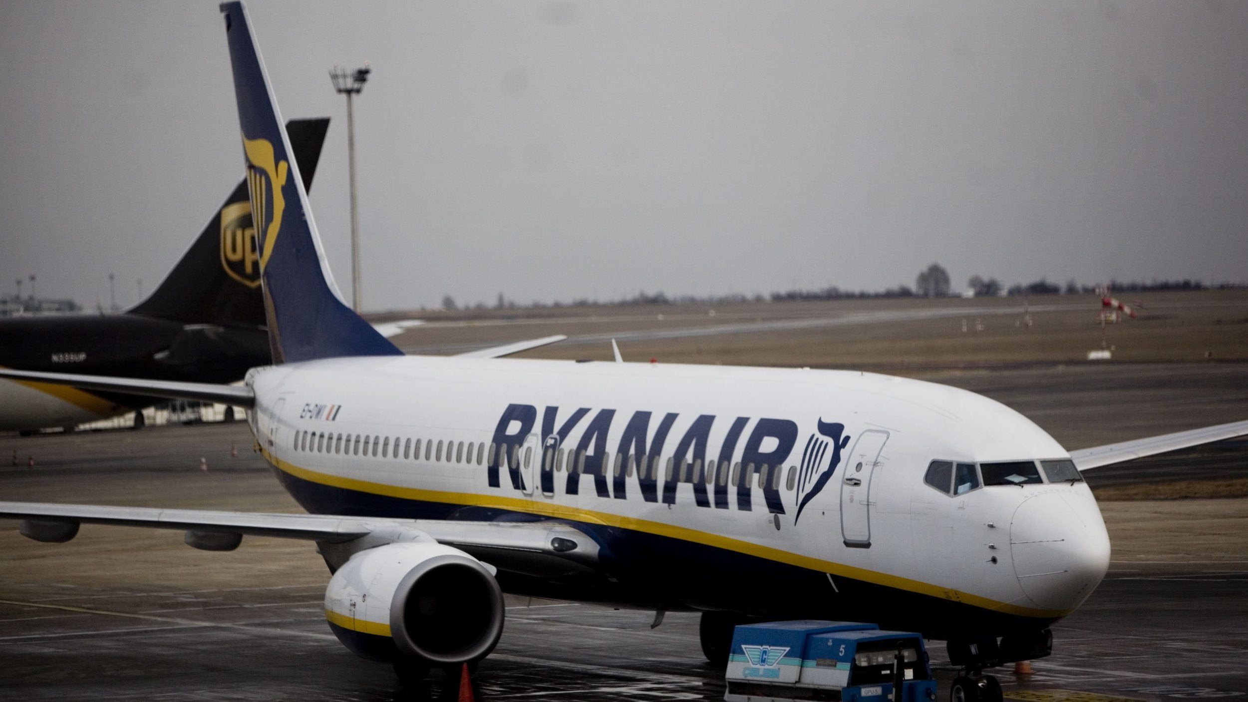 Drasztikusan csökkent a Ryanair bevétele a járvány miatt