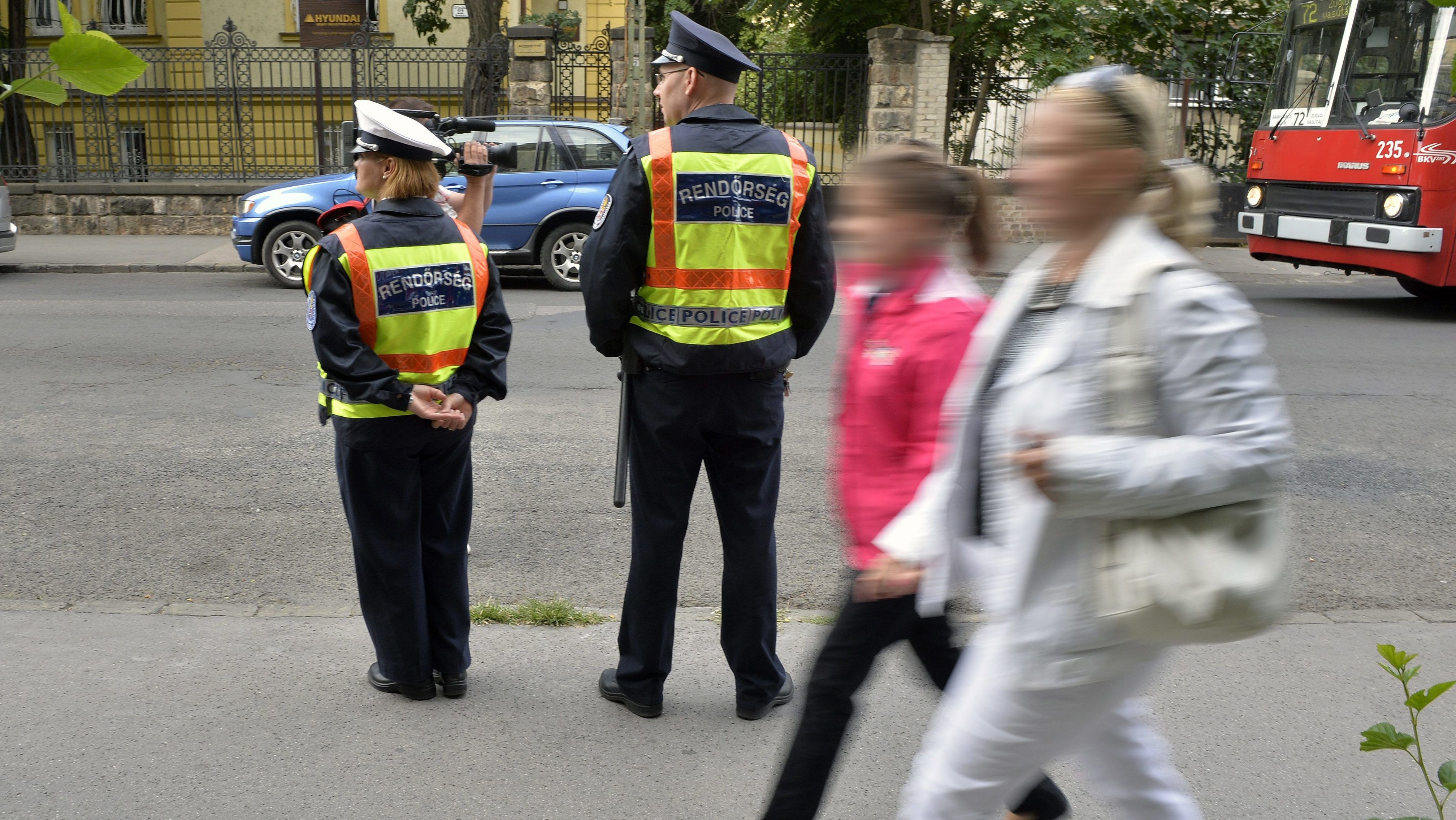 Nagyobb iskolákban több iskolaőr is dolgozhat szeptembertől