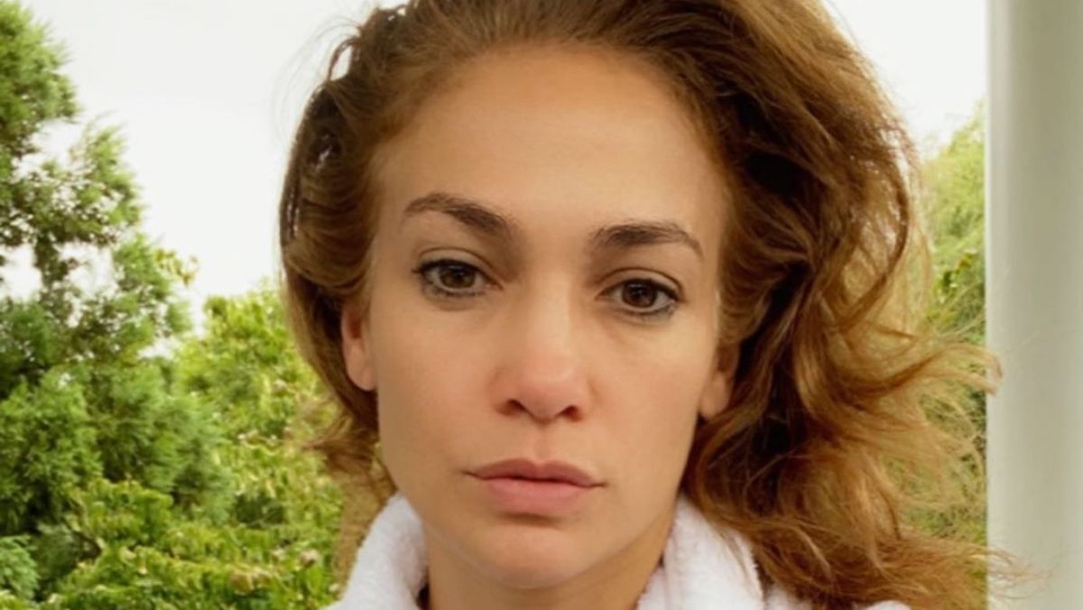 Jennifer Lopez megmutatta, hogy néz ki ébredés után