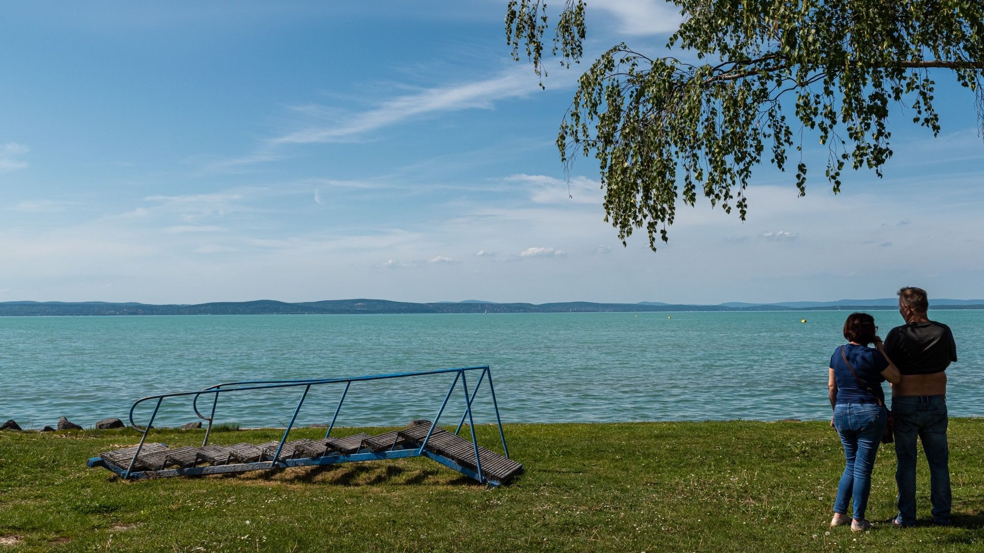 Durván drágul a Balaton: 7 településen is vannak milliós négyzetméterárak