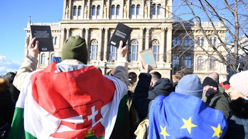 Egy-egy mondat alapján döntenek a magyar tudományra szánt pénzről