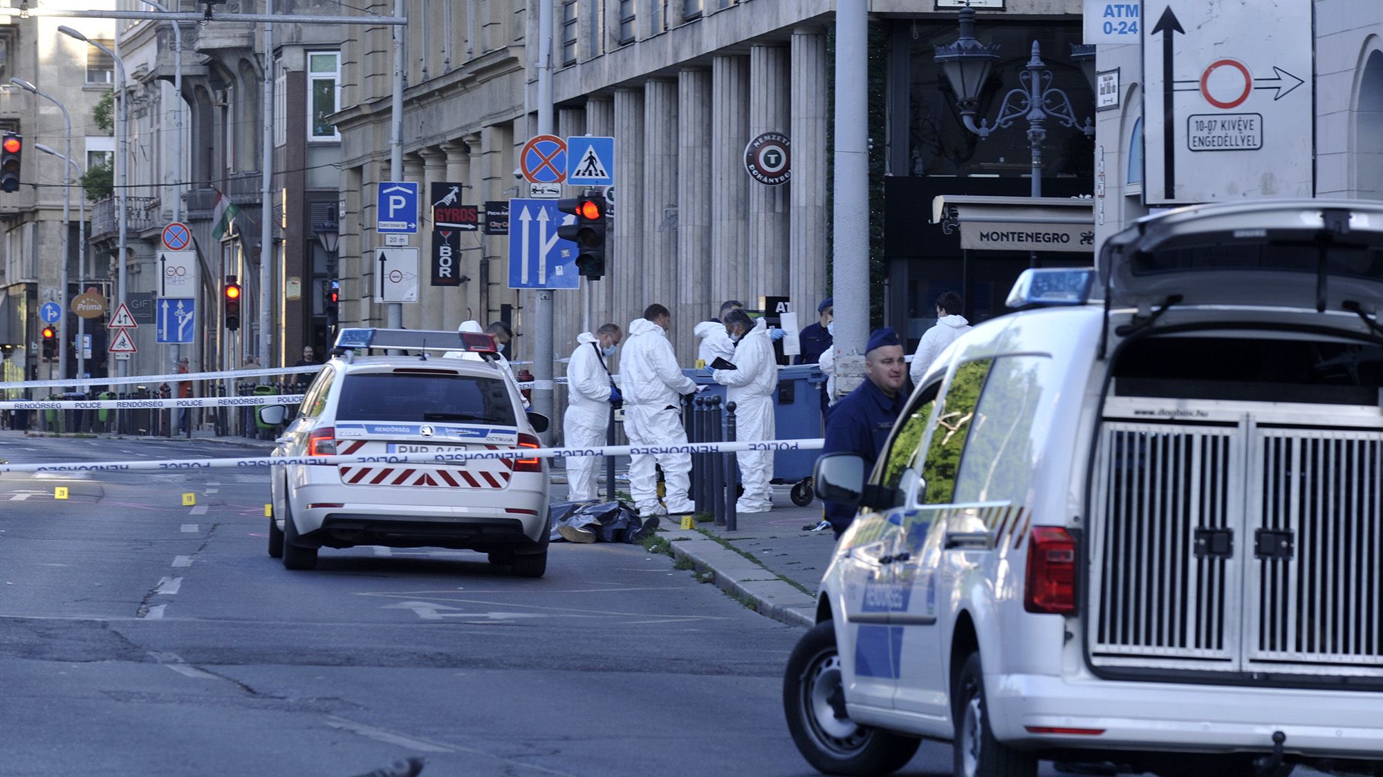 Újabb két gyanúsítottja van a Deák téri kettős gyilkosságnak