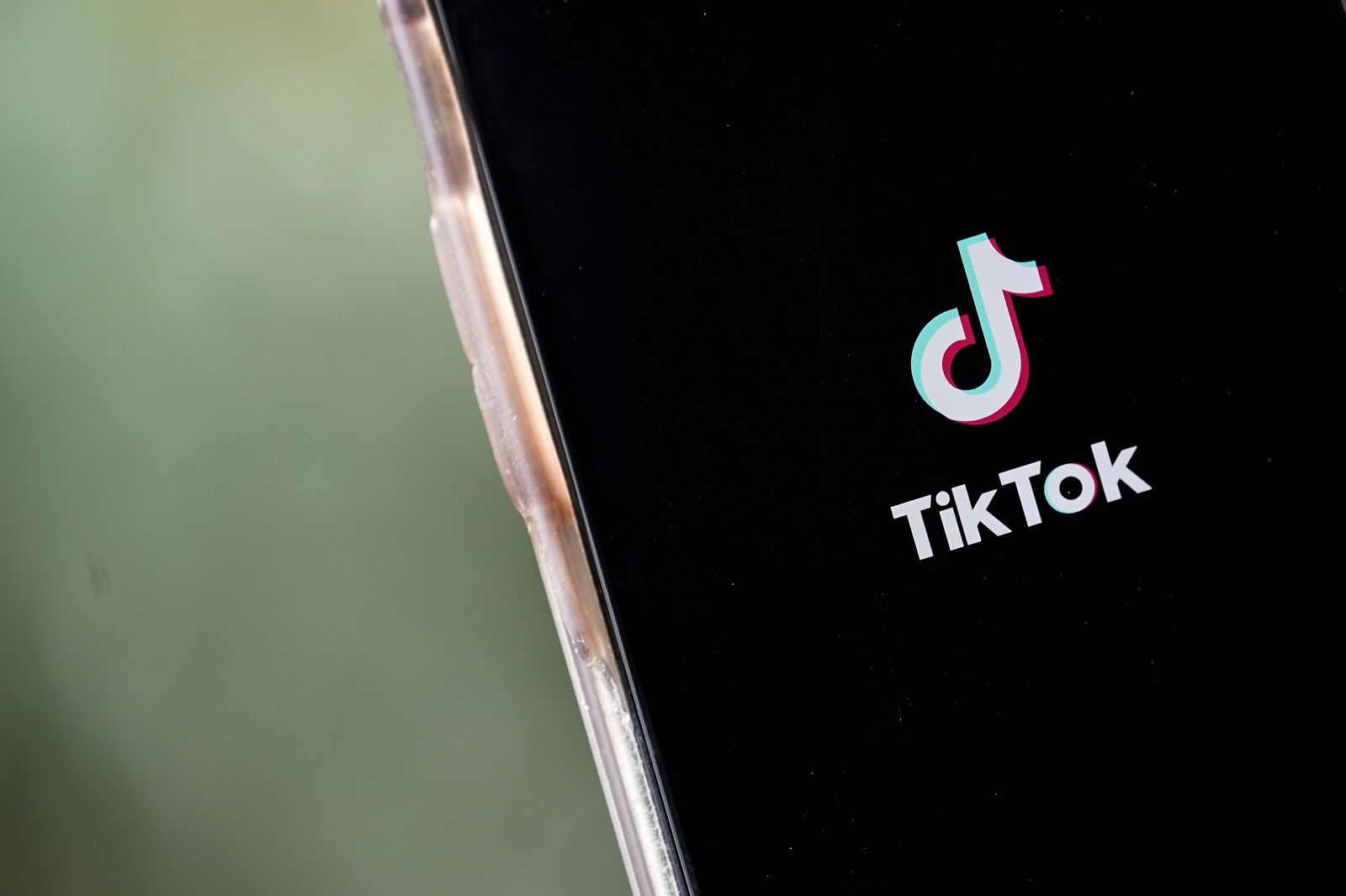 A tinik a TikTokon azt játsszák, hogy Auschwitzban gyilkolták meg őket