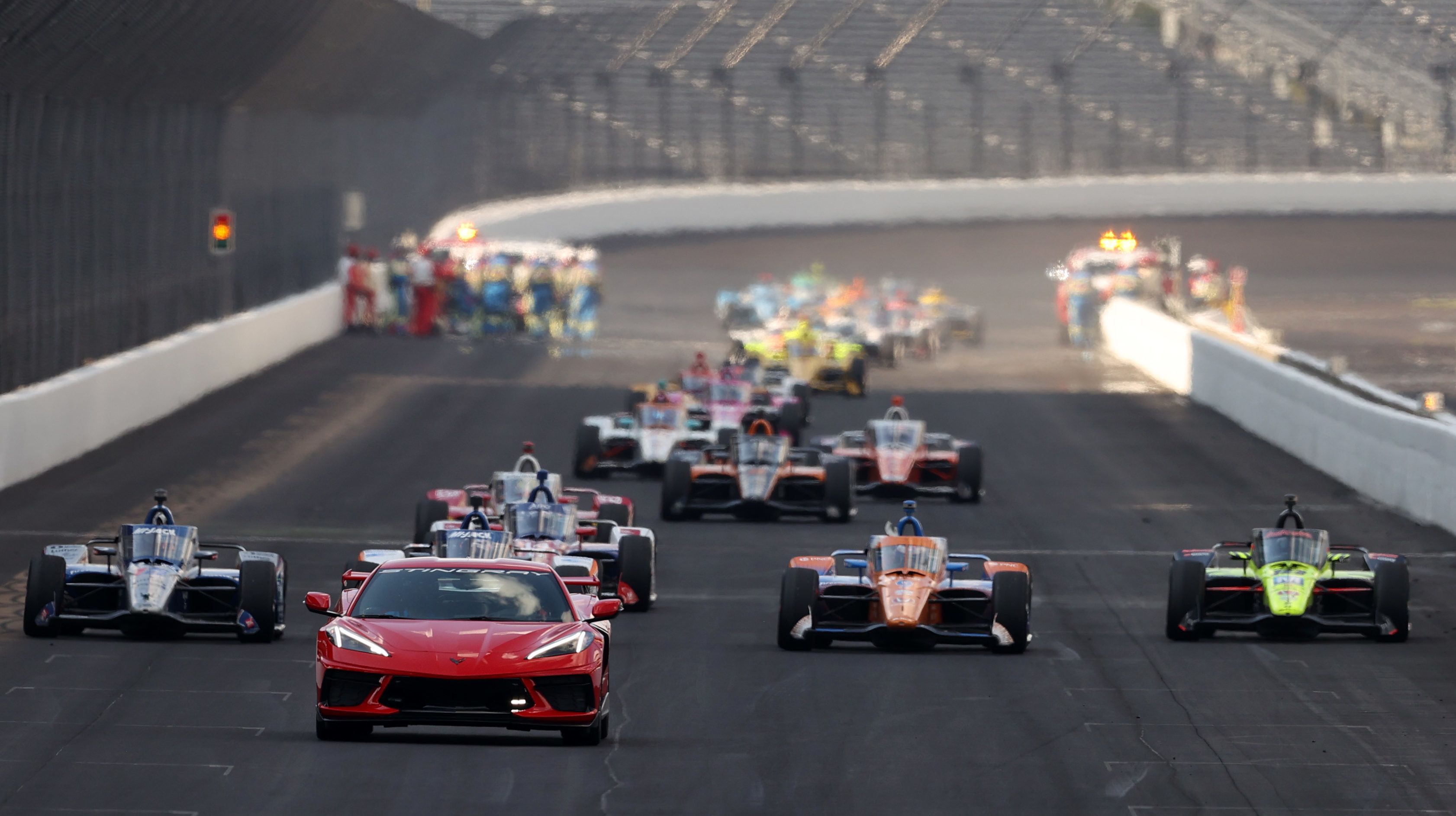 Sárga zászló alatt intették le az Indy500-at