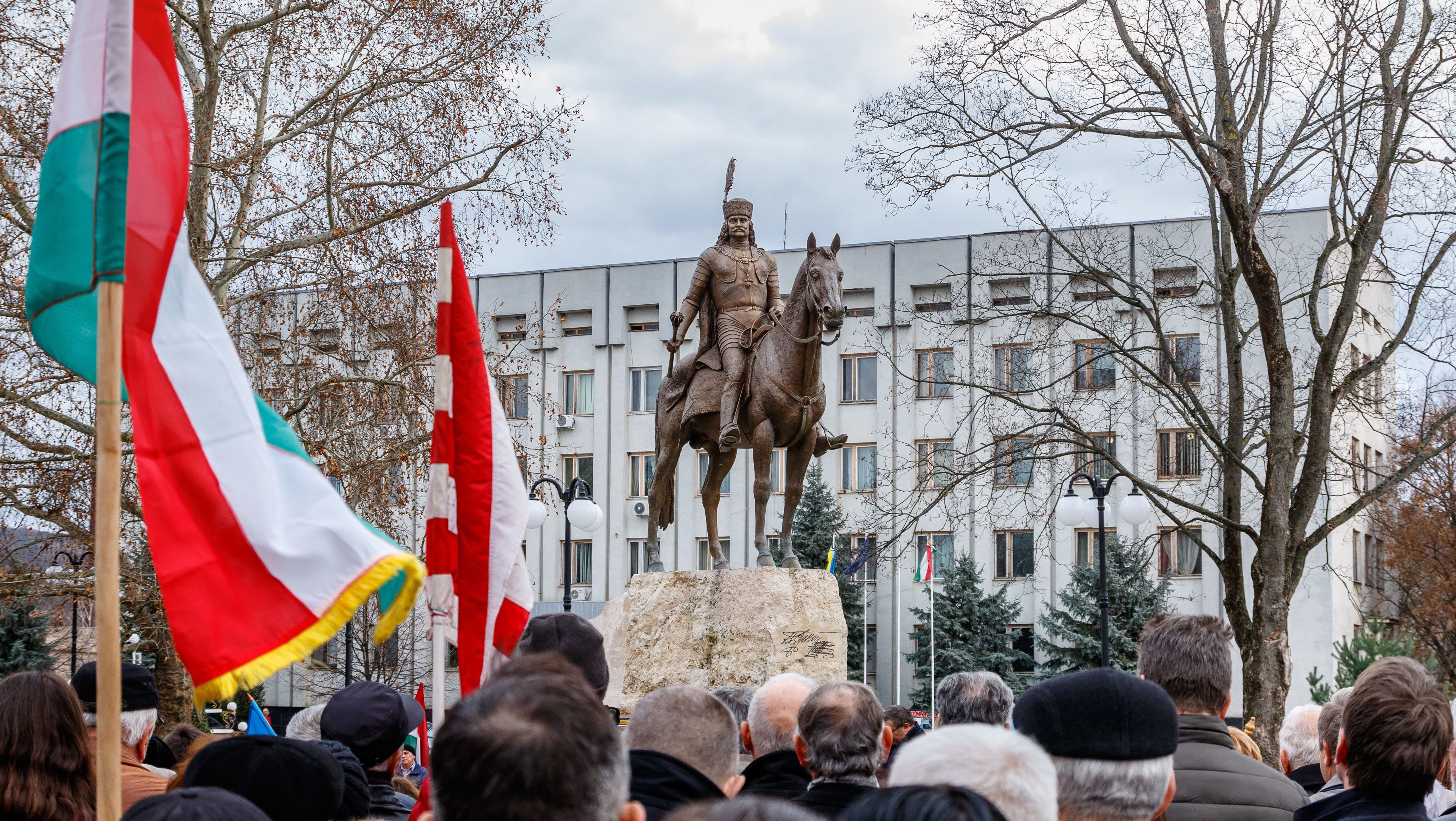 Bombariadó, névtelen levél, Ukrajnában többször nekimentek a magyar kisebbségnek