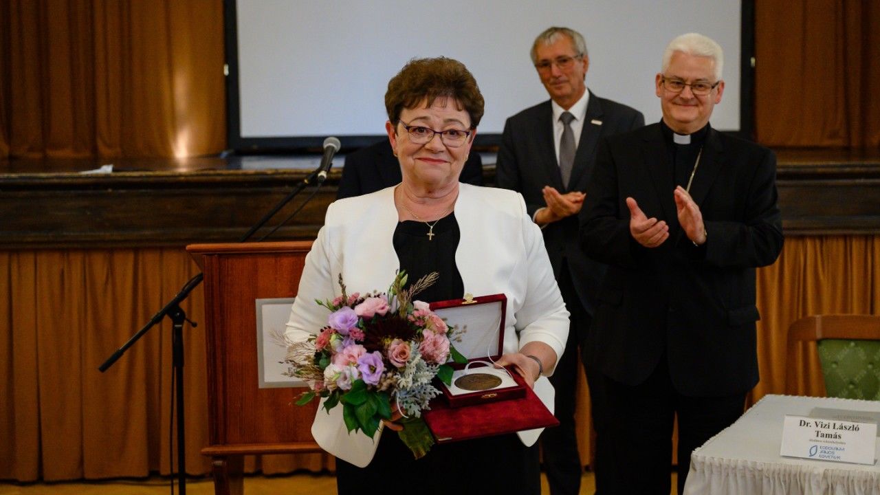 Harminc körül van az újabb magyar fertőzöttek átlagéletkora