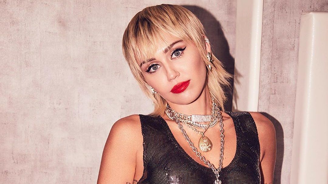 Miley Cyrus szerint el lett cseszve a Liam Hemsworth-szel való válásuk