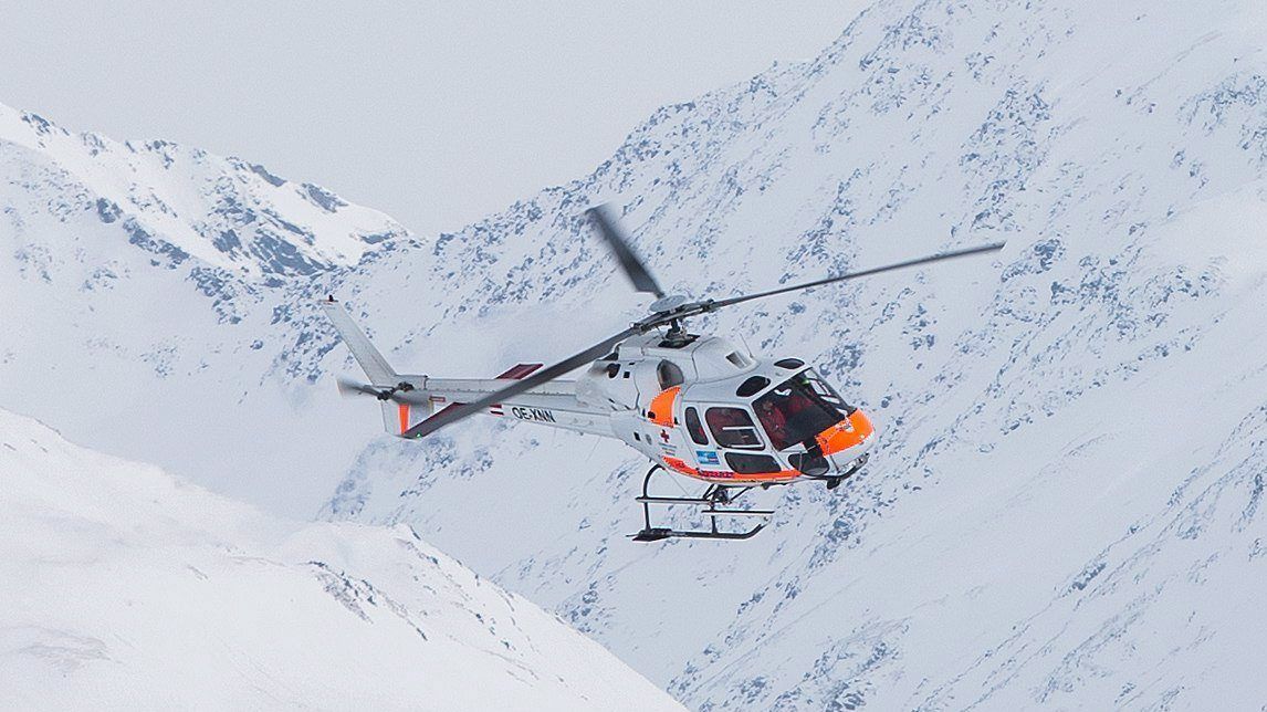 Annyira berúgott egy német az Alpok egyik csúcsán, hogy hegyimentők vitték le helikopterrel