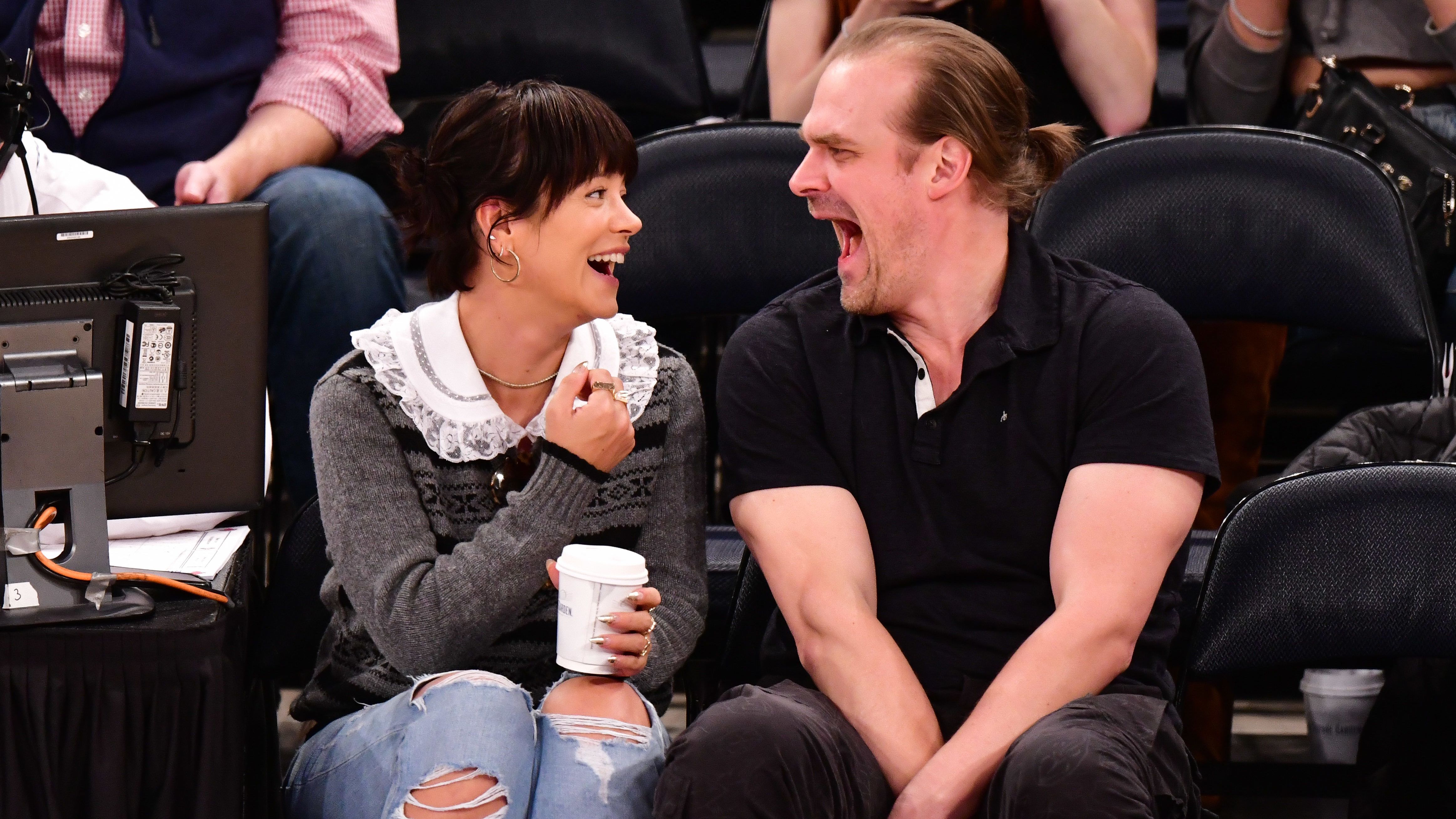 Nagyon úgy tűnik, hogy Lily Allen és David Harbour Las Vegasban házasodnak