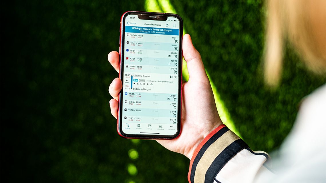 Késő vonatra is lehet már jegyet venni a MÁV-appból