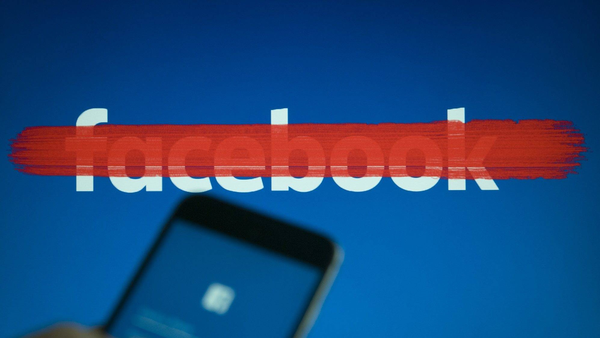 Komoly akadály gördült a Facebook európai működése elé