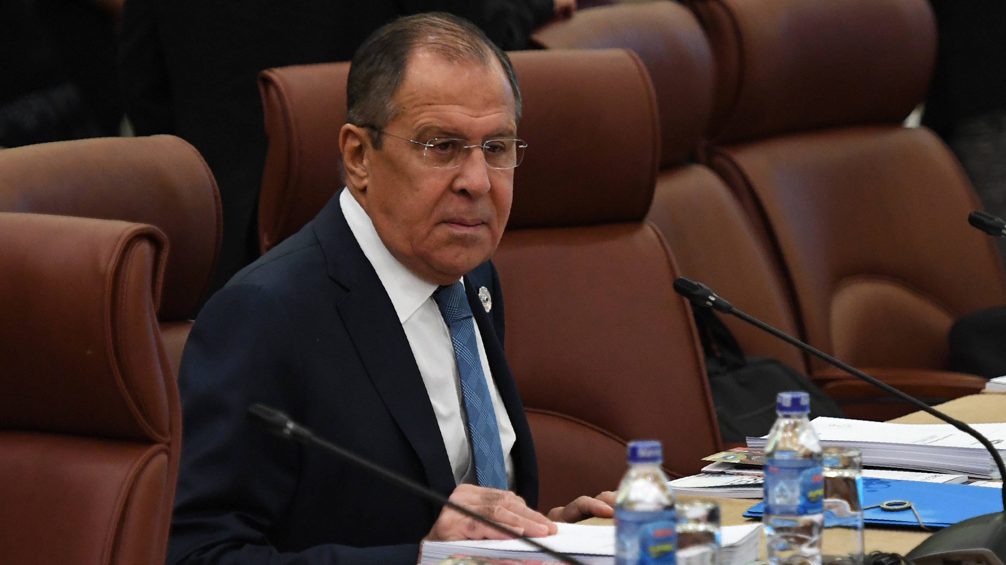 Lavrov szerint Oroszország és Kína nem fog nyugati szabályok szerint játszani