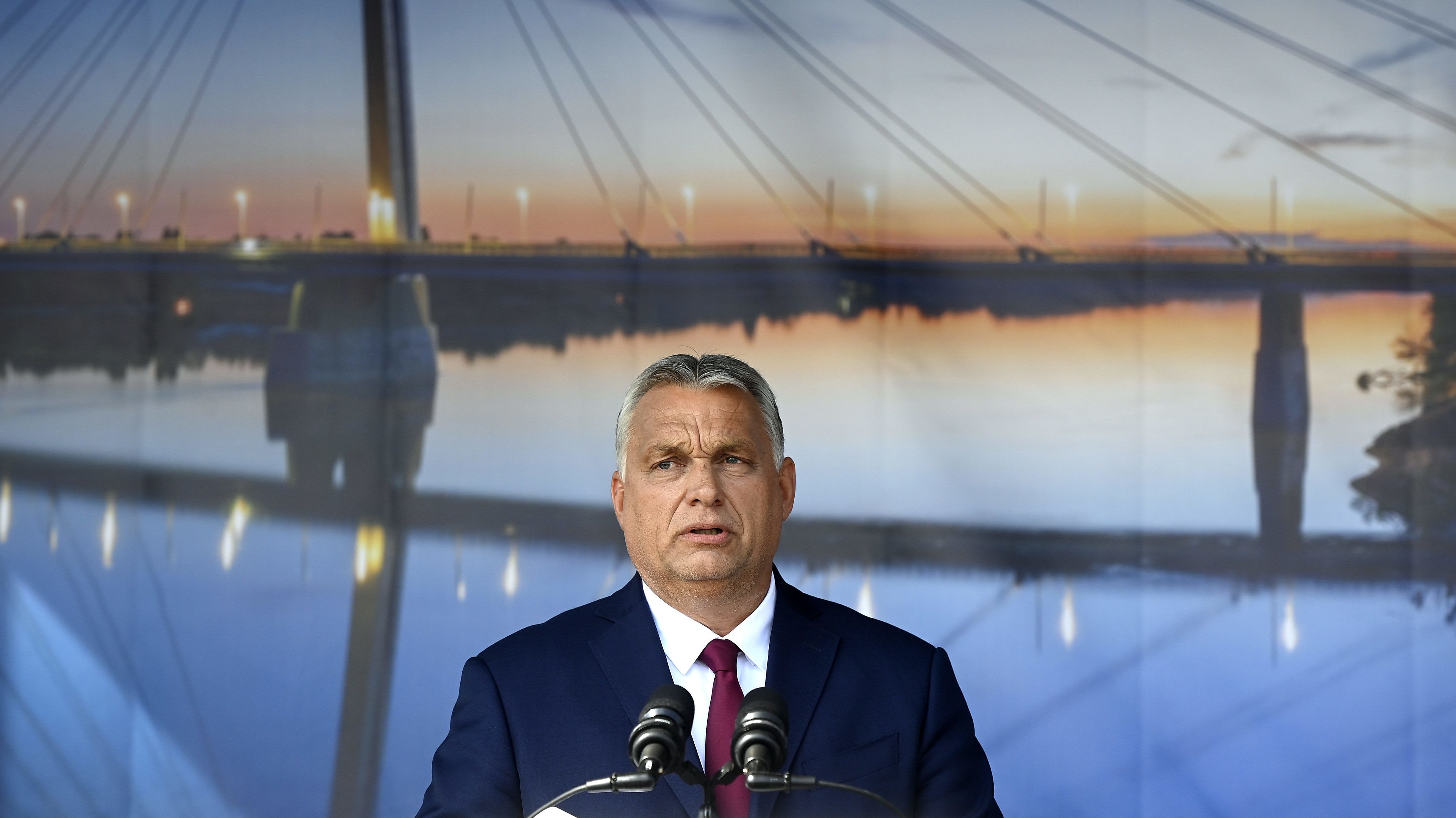 Egy friss felmérés szerint fej-fej mellett áll a Fidesz és az egyesült ellenzék