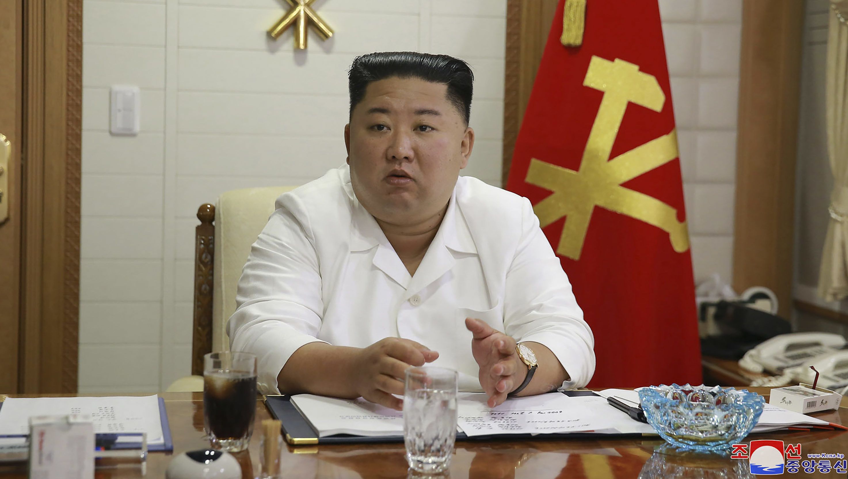 Kim Dzsongun bocsánatot kért, miután észak-koreai katonák agyonlőttek egy dél-koreai tisztségviselőt