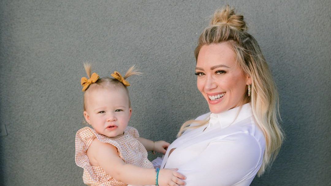 Hilary Duff még mindig bánja, hogy smoothie-ként megitta a méhlepényét