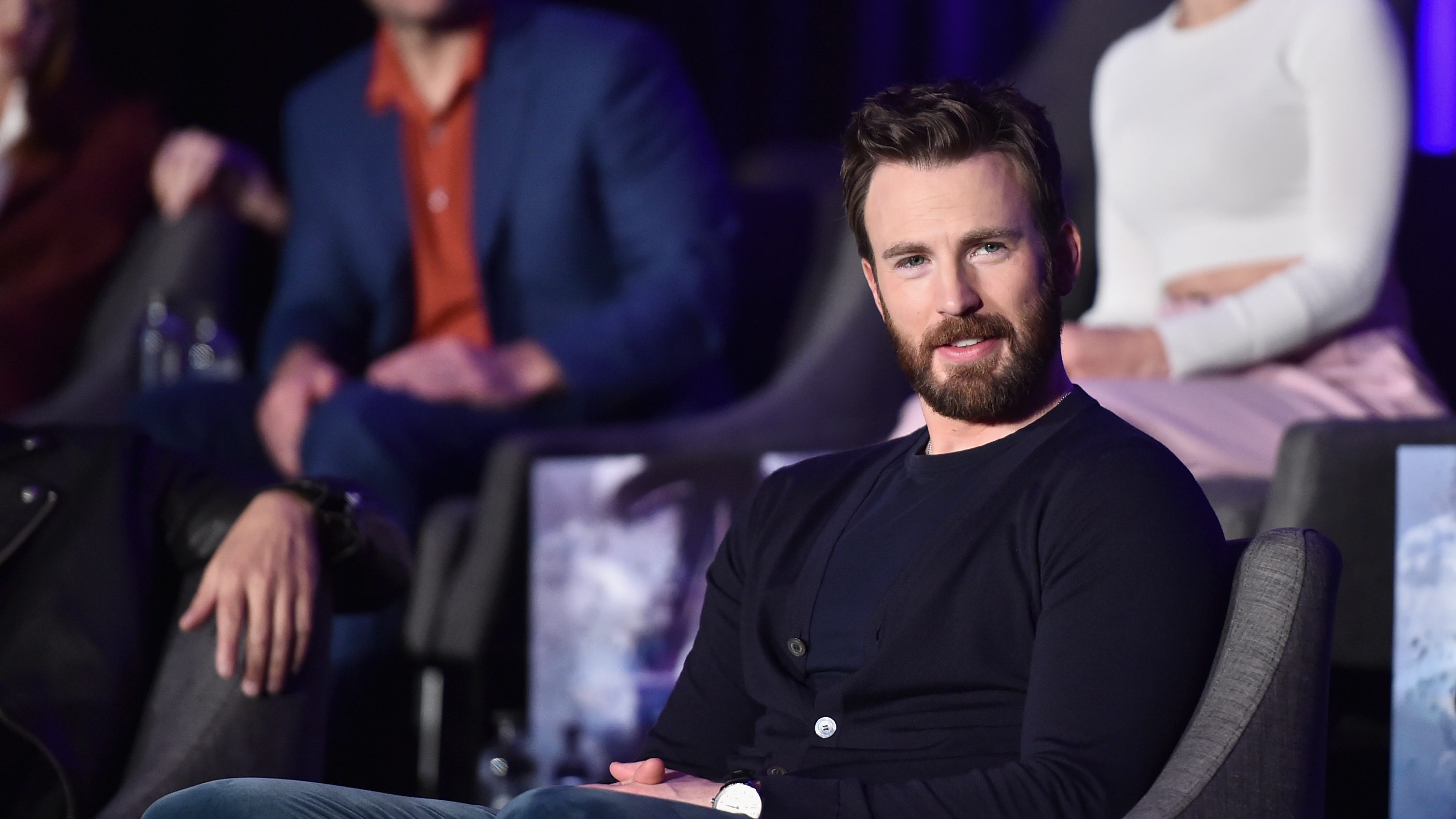 Sokan most realizálták, hogy Chris Evans felsőtestét valójában mennyi tetkó borítja