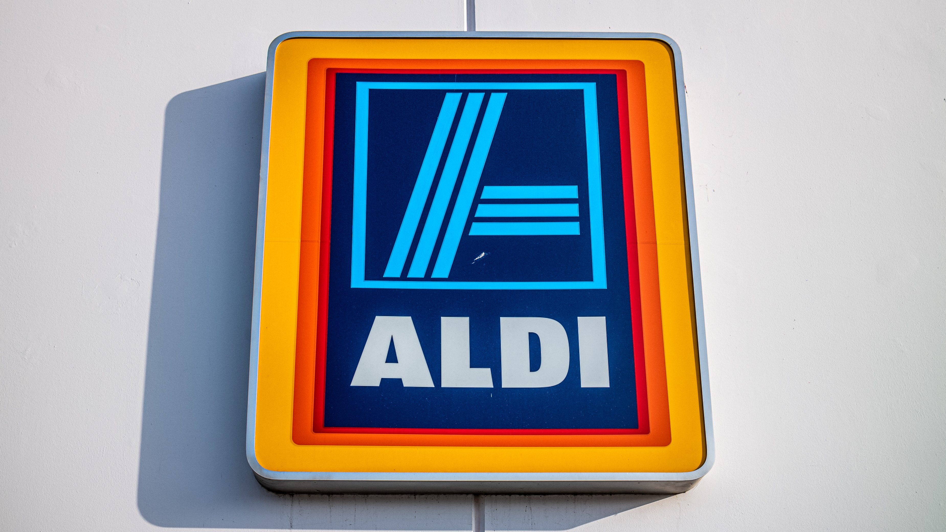 Visszaélnek az Aldi nevével, ne dőljön be a 7000 forintos ajándékkártyának!