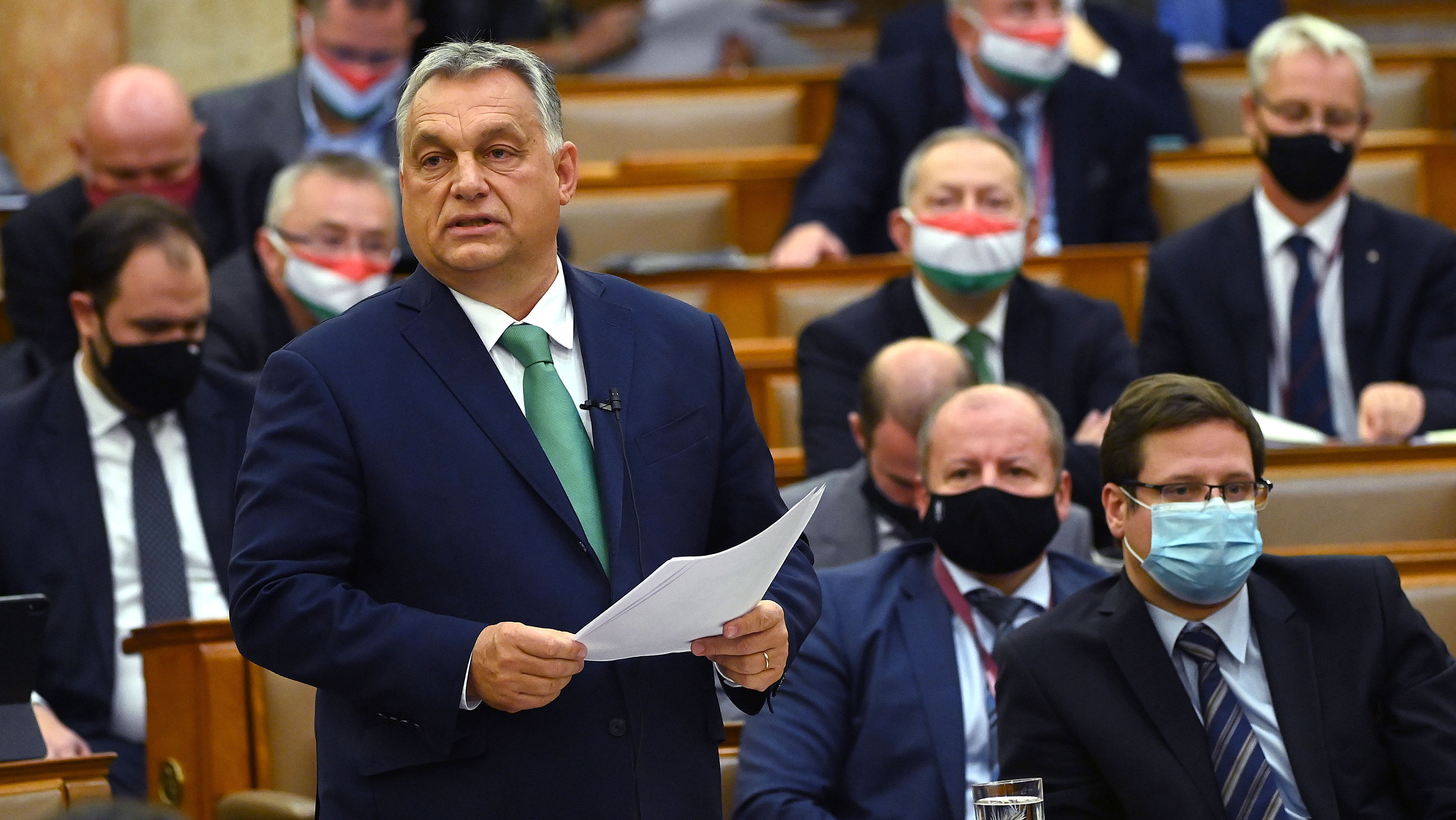 Daniel Freund: Orbán hatalmát segíti az ellopott uniós pénz