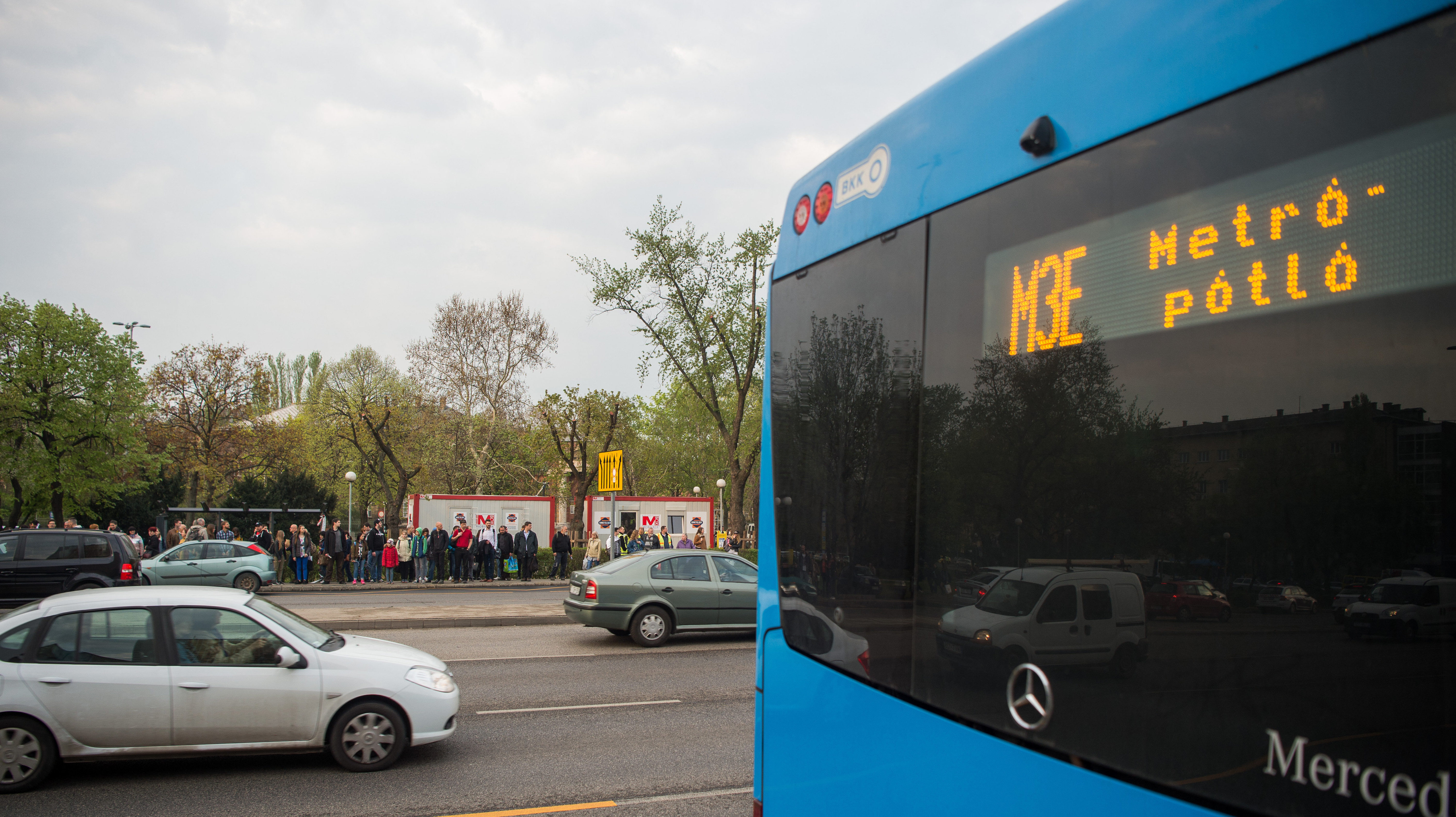 Pótlóbuszok járnak a 3-as metró nagyobb szakaszán november 7-től