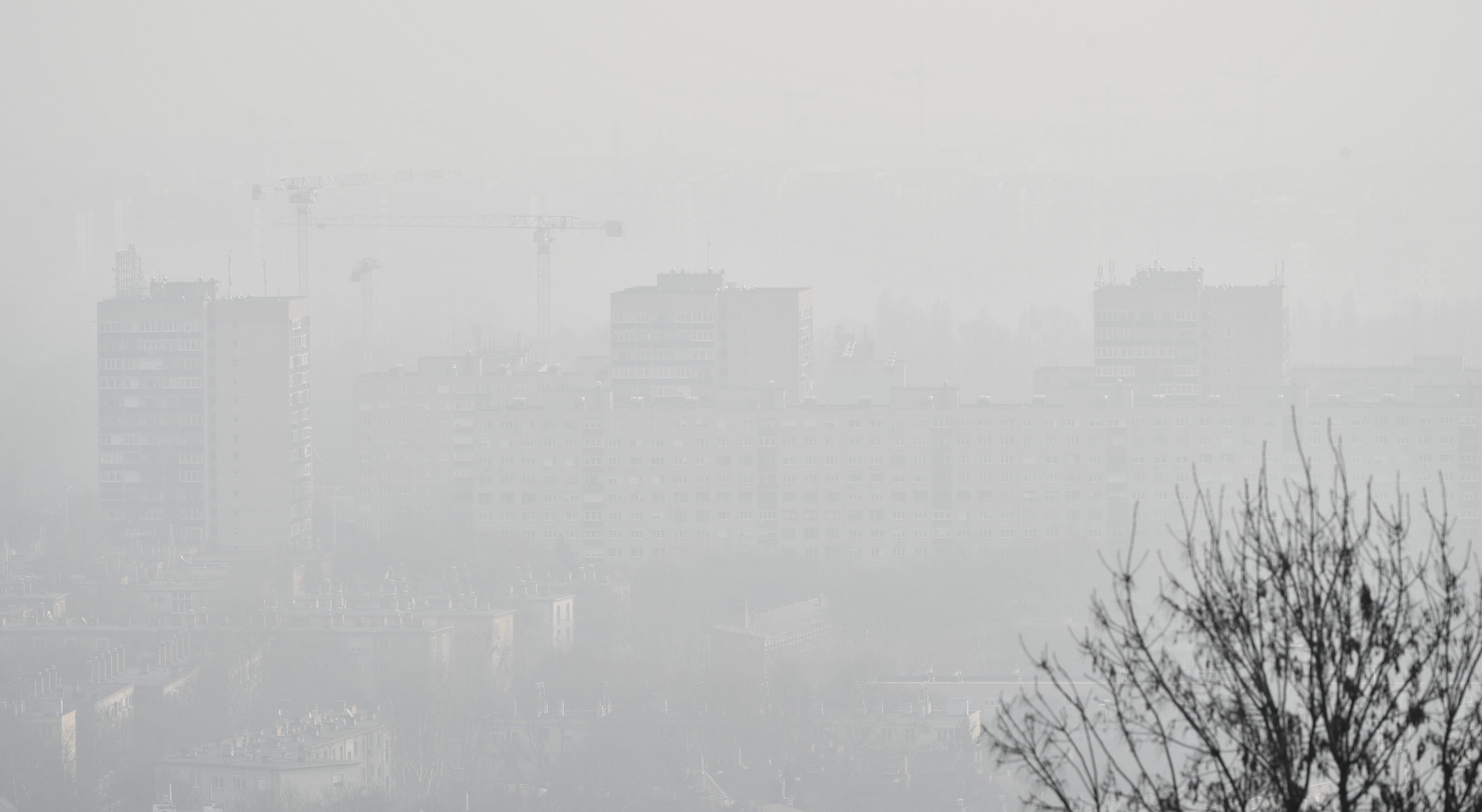 Két városban egészségtelen, tíz településen kifogásolt a levegő minősége