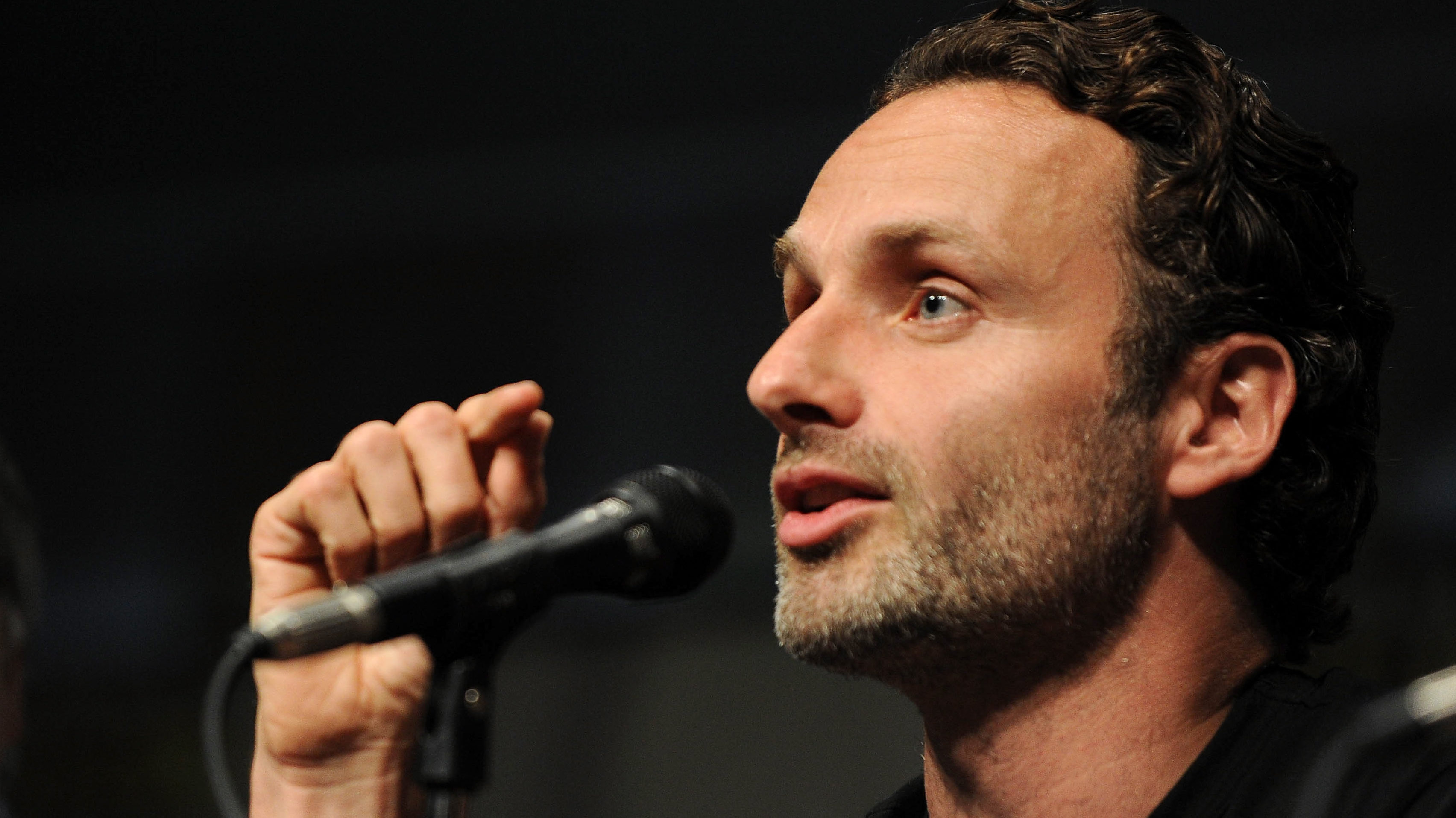 Andrew Lincoln igazi Mikulás-szakállat növesztett