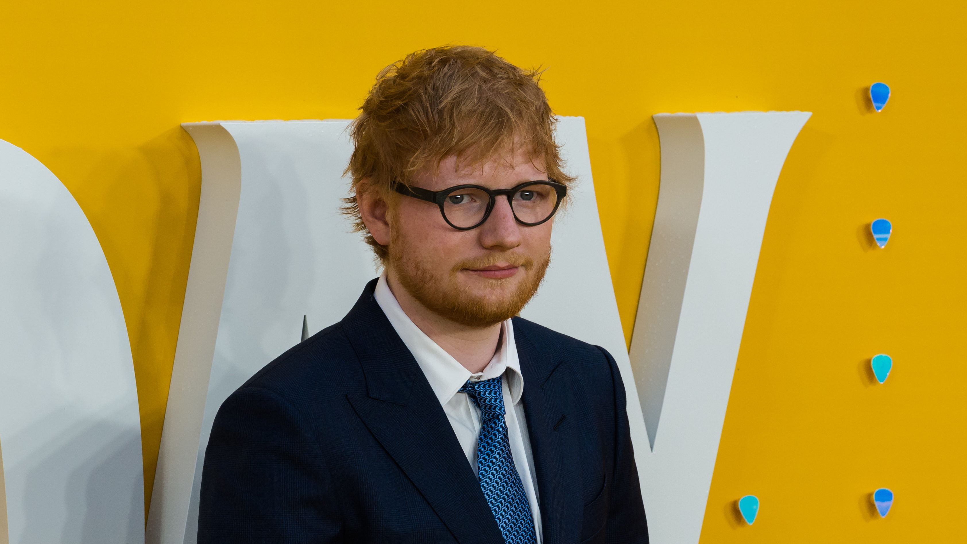 Negyvenezer fontot ért Ed Sheeran egy festménye