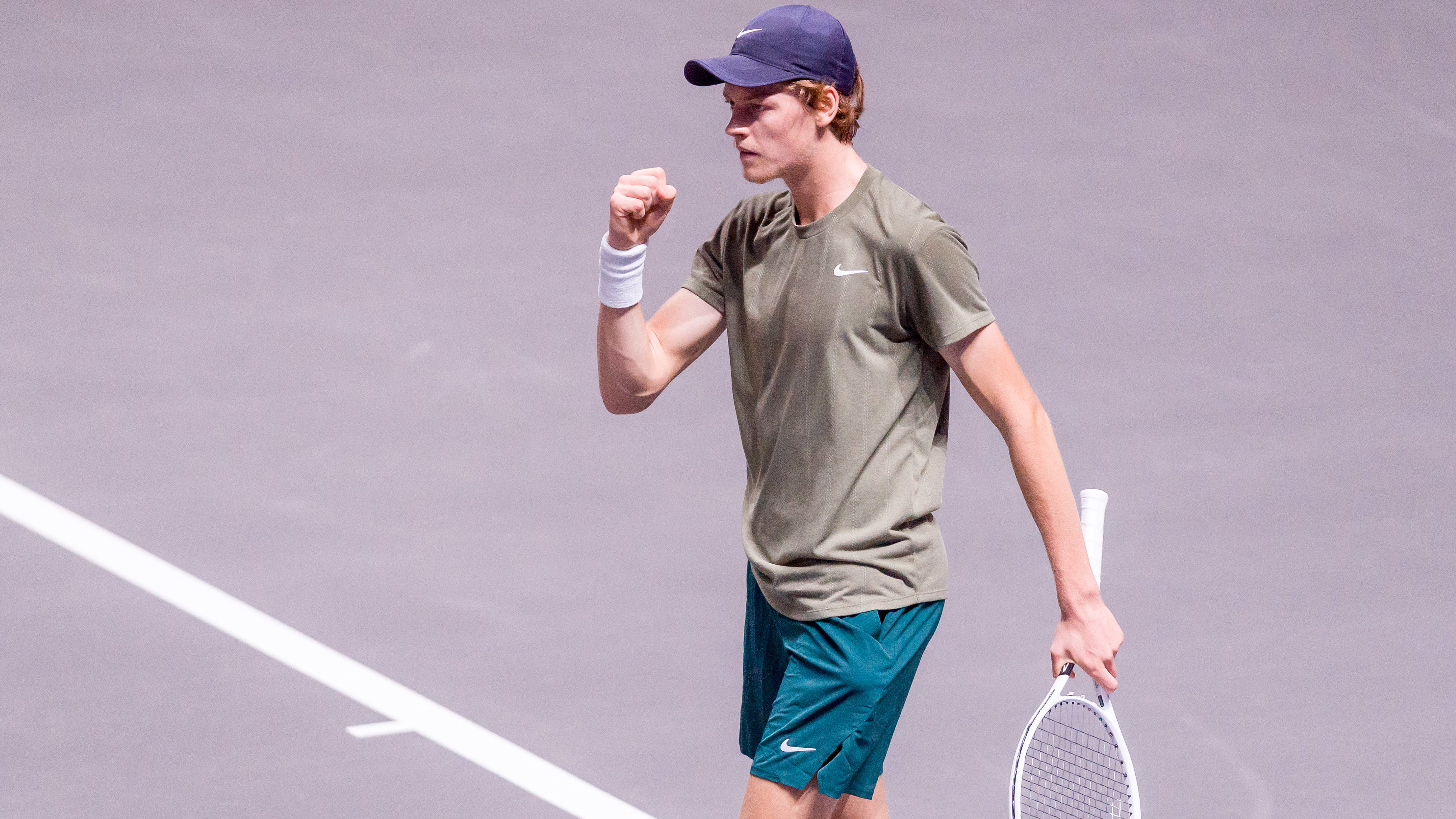 A Fucsovicsot legyőző 19 éves teniszező megnyerte élete első ATP-tornáját