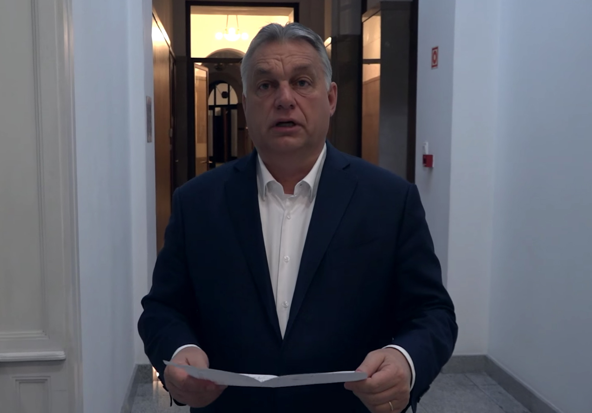 Orbán bejelentette, hány szabad ágy van még az országban, amely koronavírusos betegek ellátására alkalmas