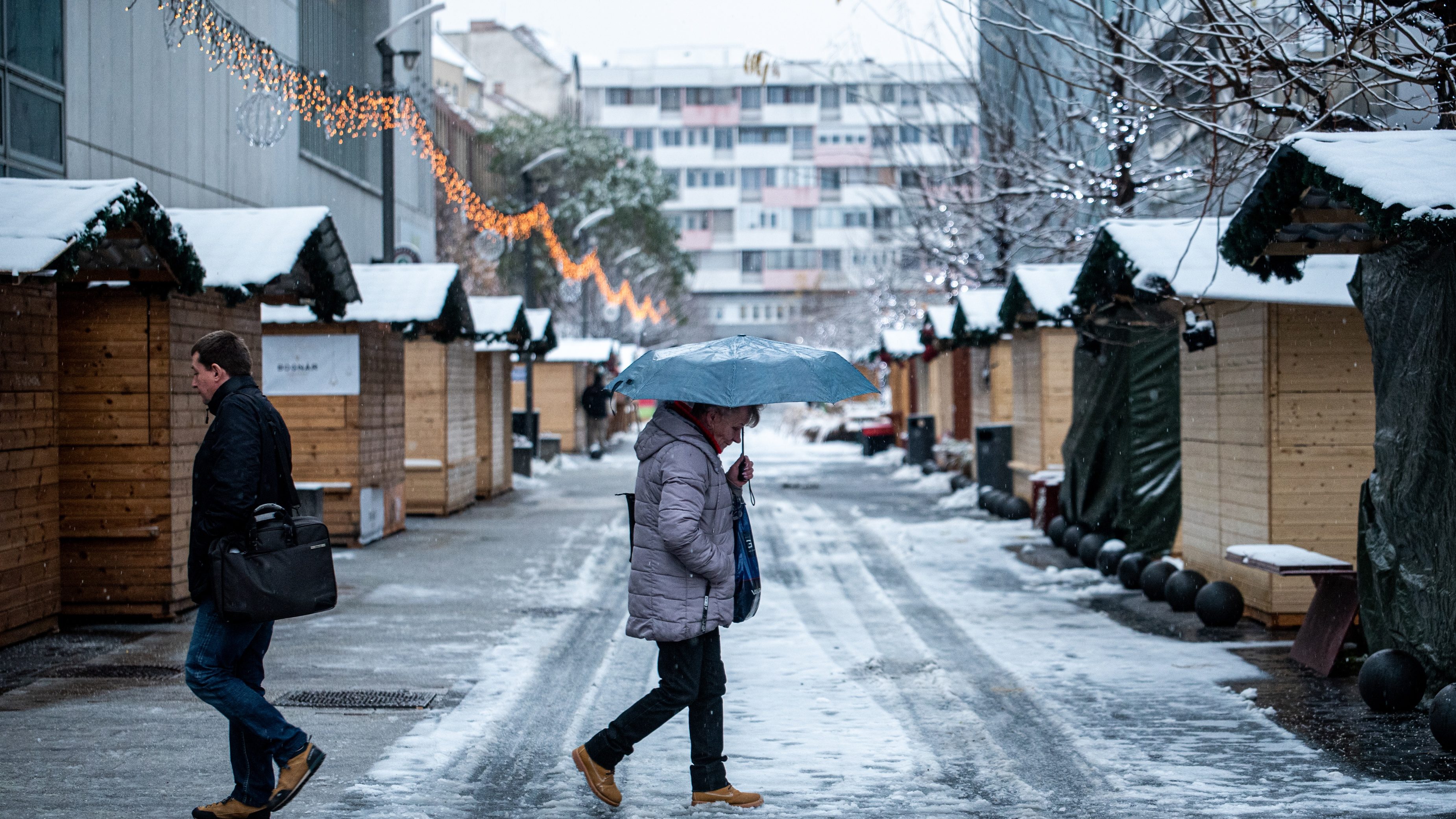 Online tartják meg idén a Vörösmarty téri karácsonyi vásárt