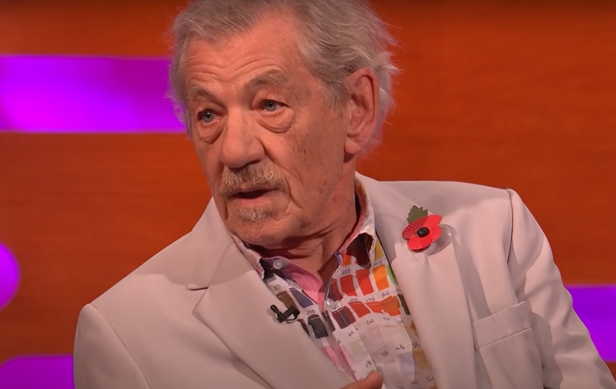 Ian McKellen egyetlen ütős mondattal kommentálta a Szájer-botrányt