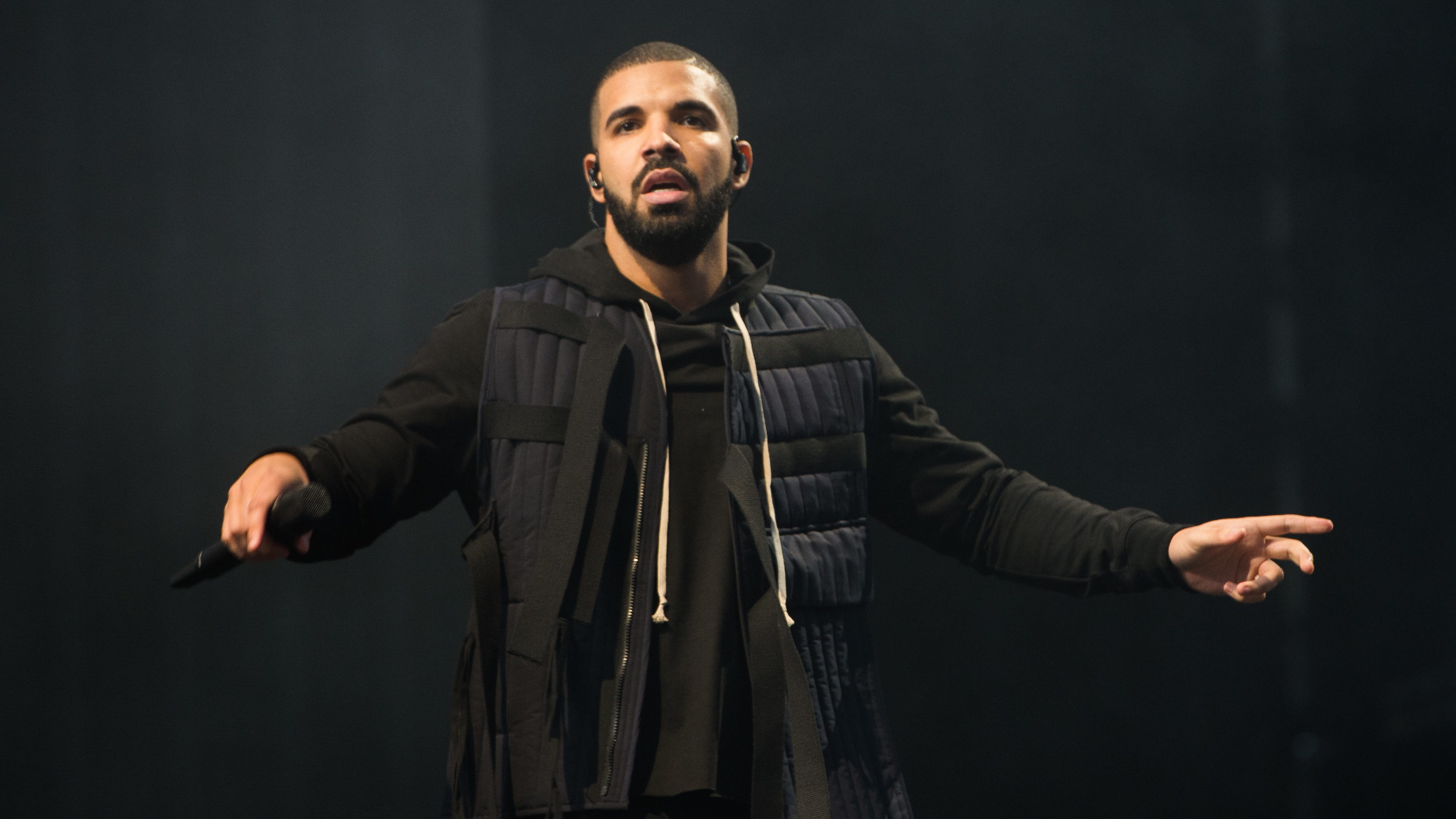 Drake piacra dobott egy gyertyát, aminek állítólag pont olyan az illata, mint neki
