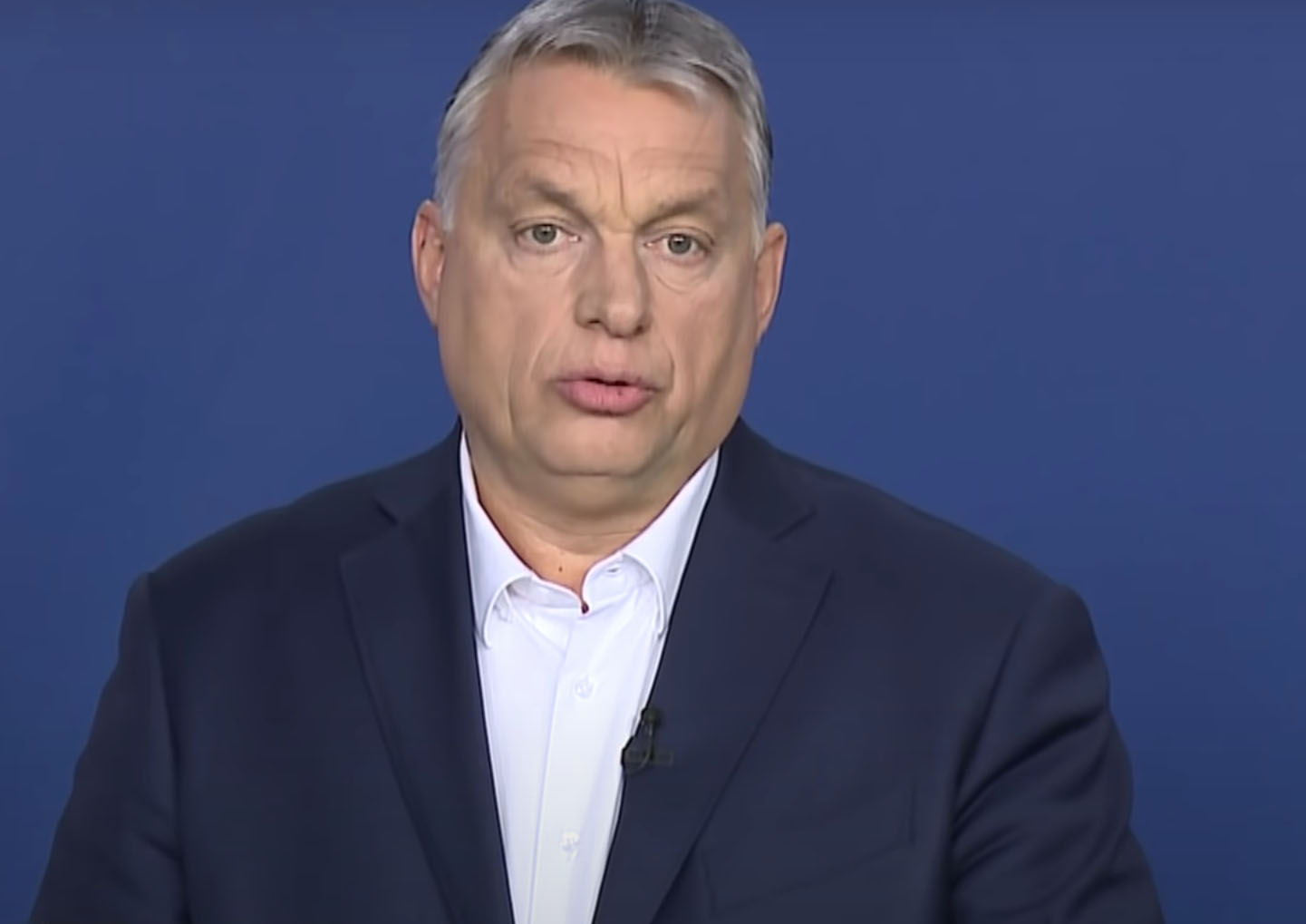 Orbán Viktor váratlanul Varsóba repült