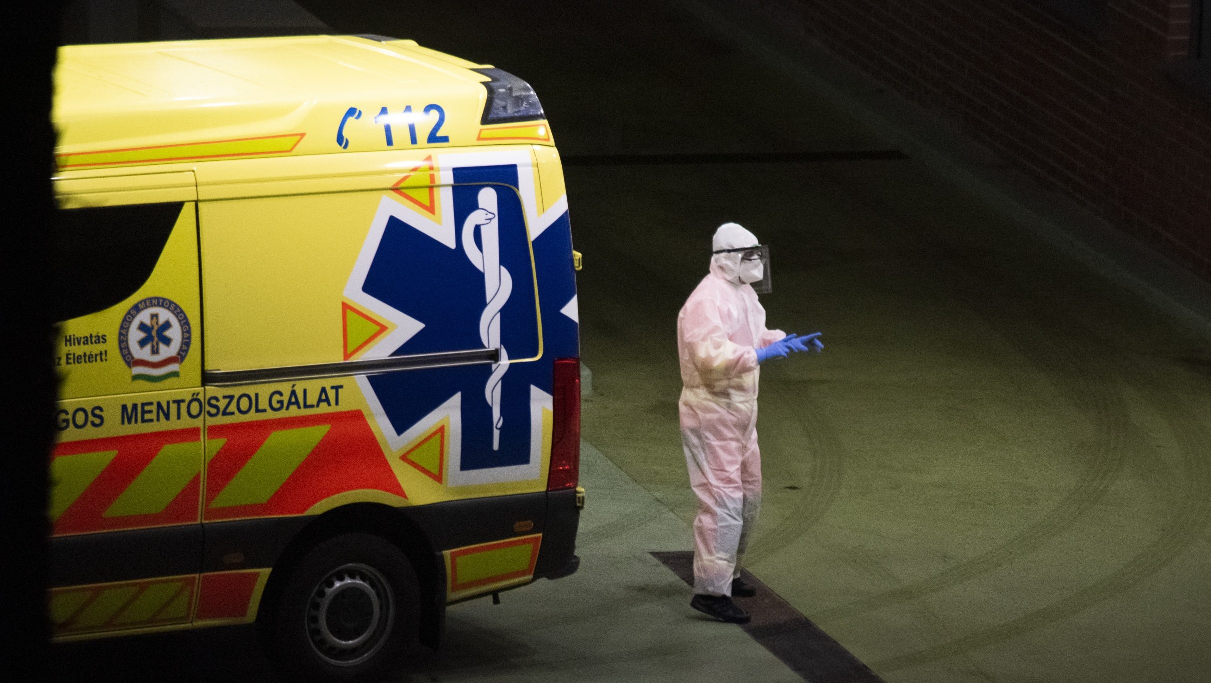 Egy 39 éves körmendi mentőápoló is belehalt a koronavírusba
