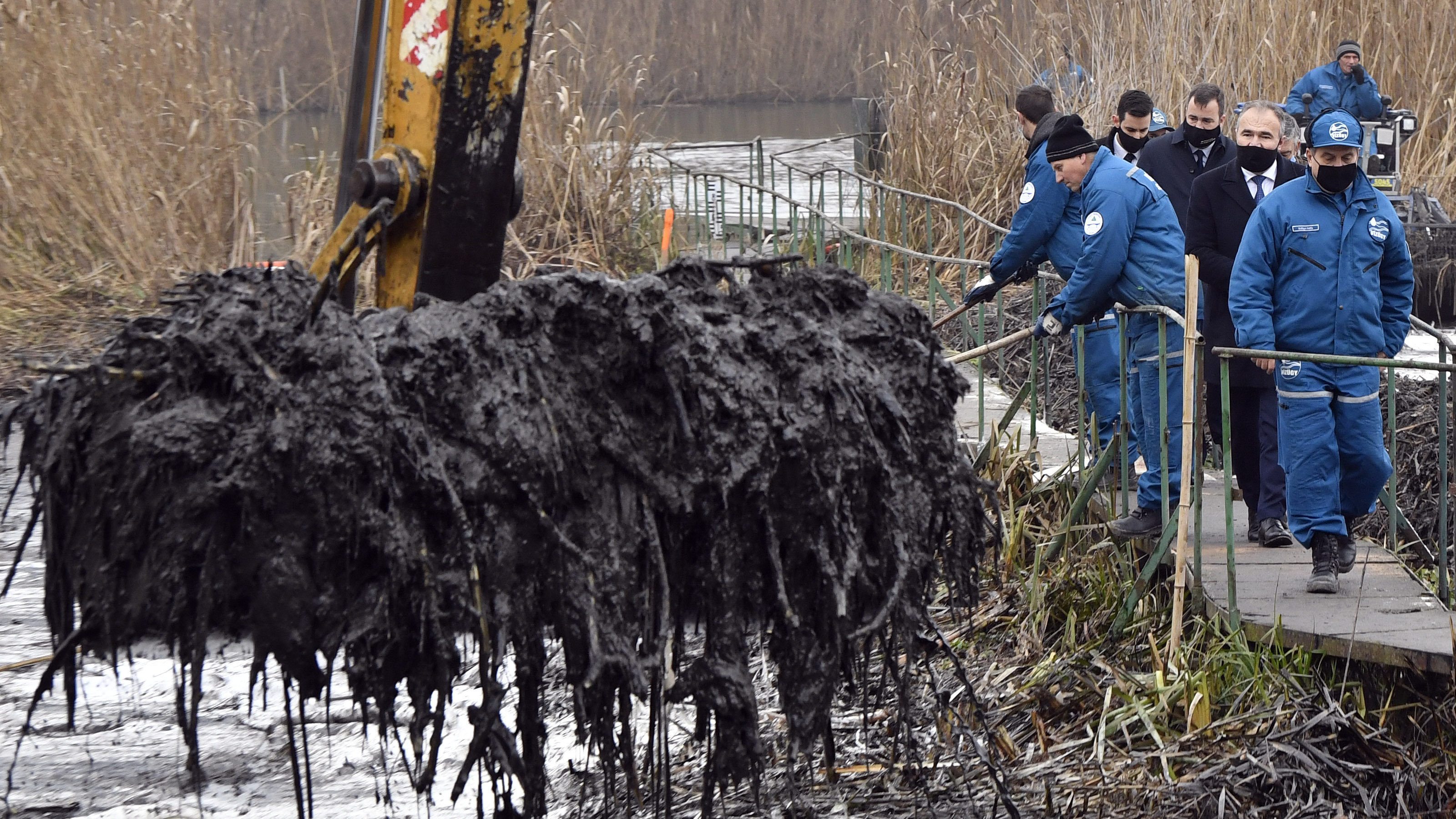 400 tonna veszélyes hulladékot távolítottak el a Ráckevei-Dunából