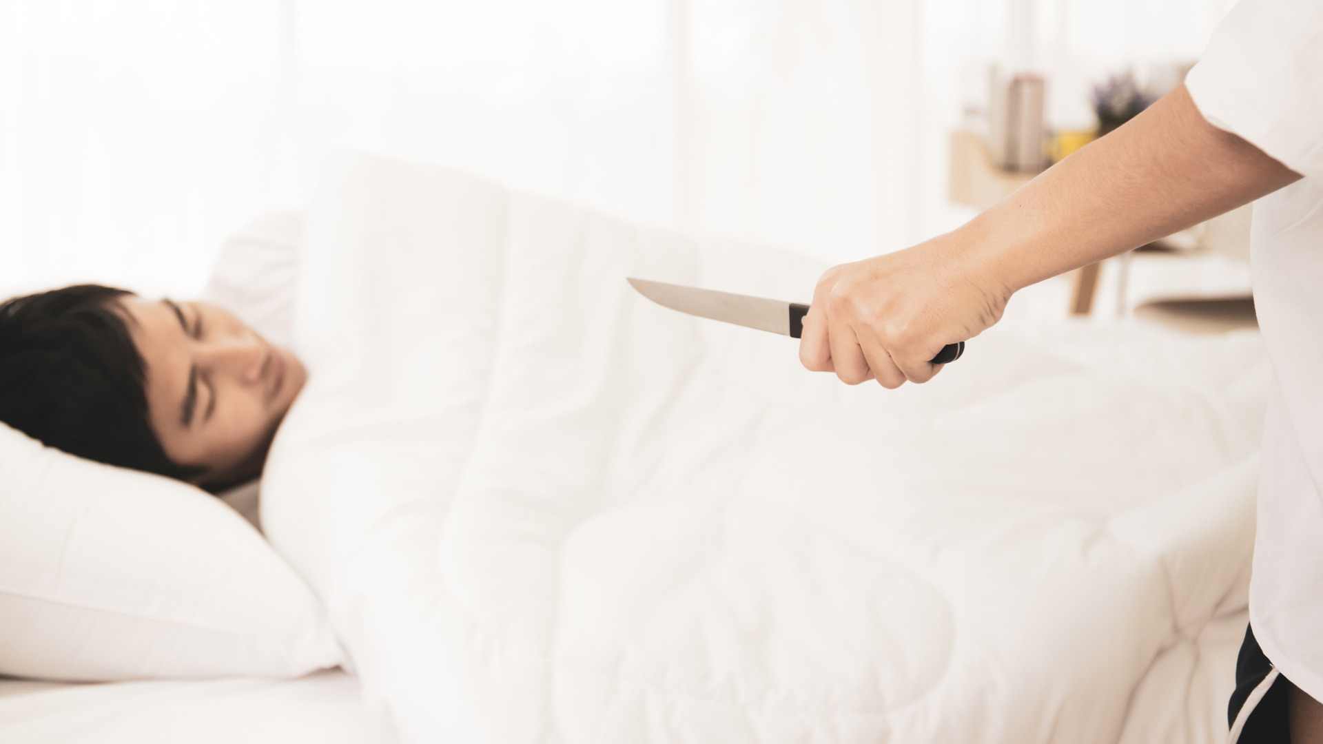 Késsel támadt alvó férjére egy amerikai nő, mert azt álmodta, hogy a férfi megcsalja
