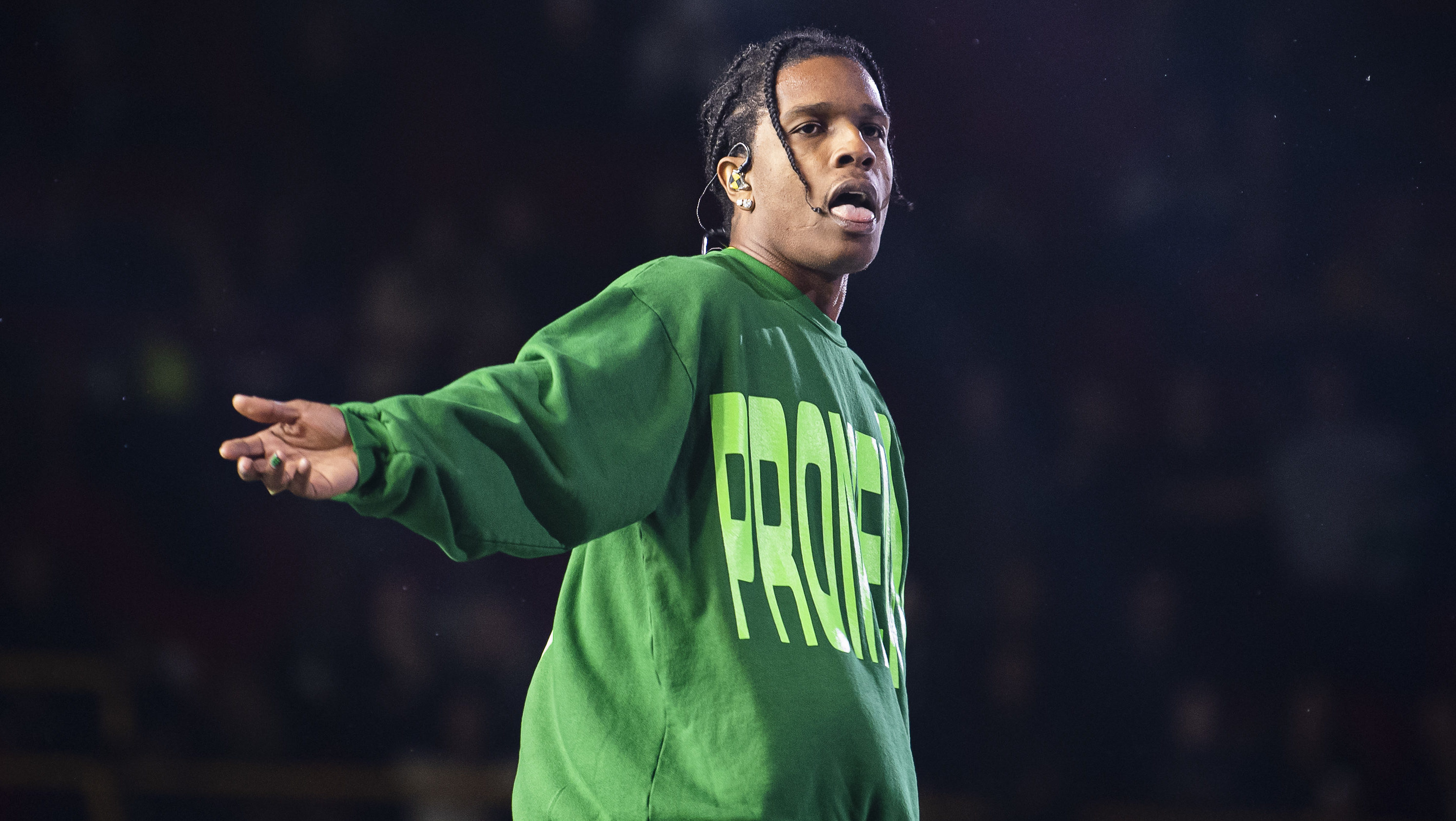 Megoldódott a rejtély, hogy miként került A$AP Rocky pólójára az Unicum posztere