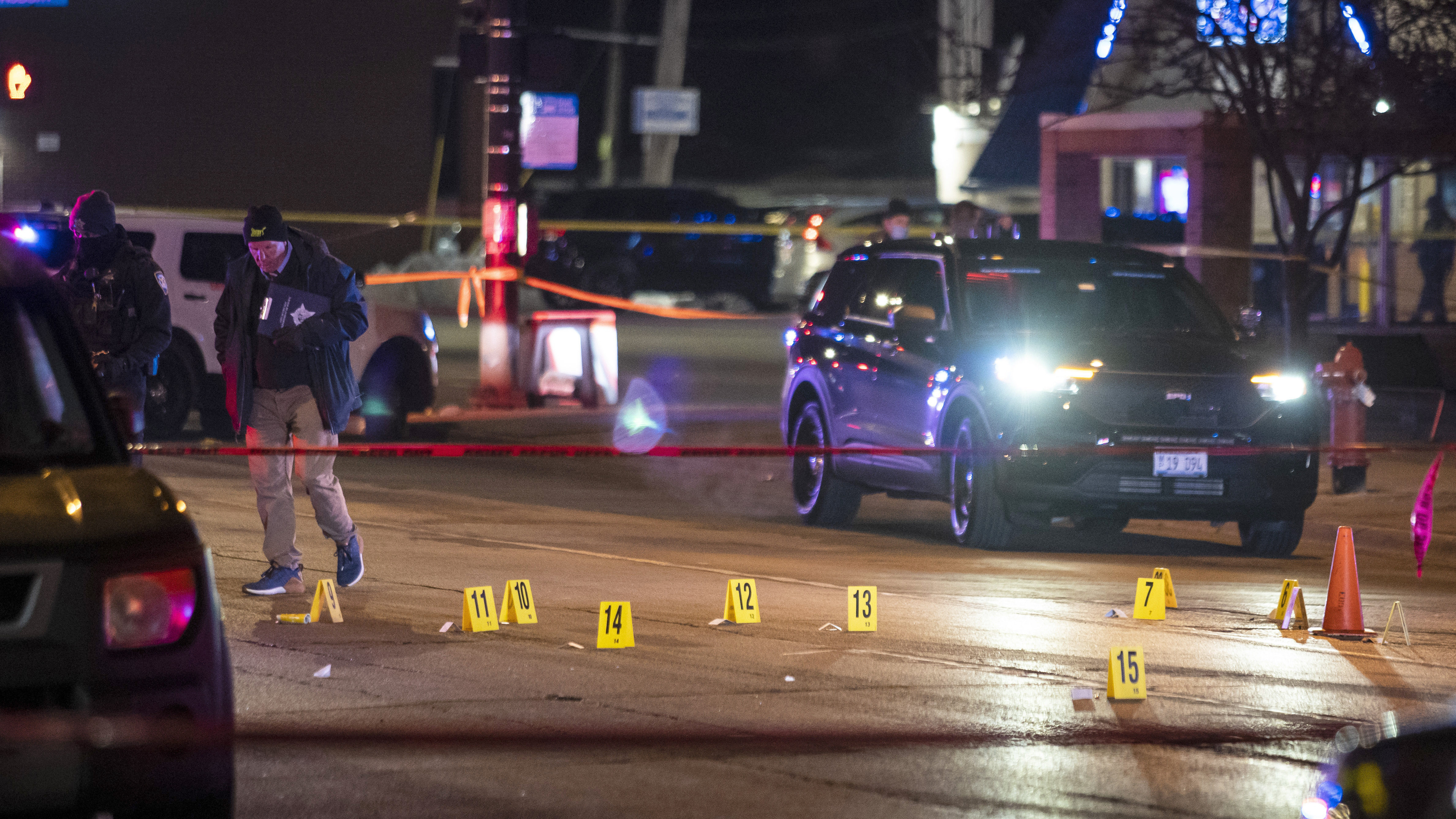 Legkevesebb három embert megölt egy fegyveres férfi Chicagóban