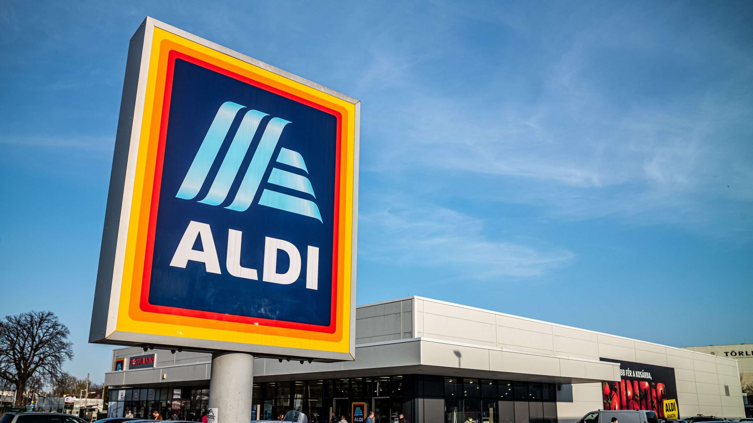 Vigyázzon: csalók üzennek az ALDI nevében