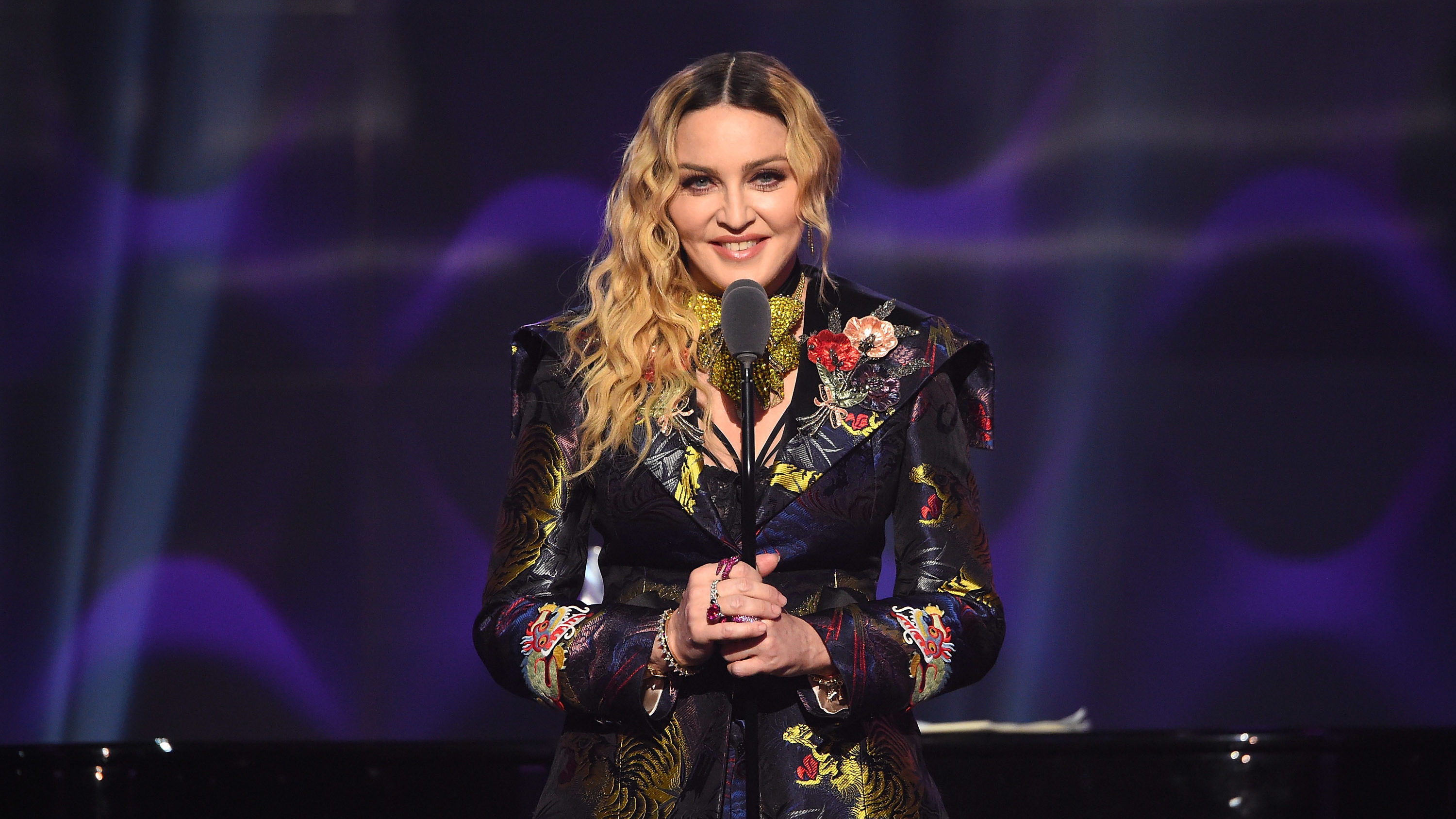 Madonna Post-it cetlikre jegyzetelve vezette le életének fontos eseményeit