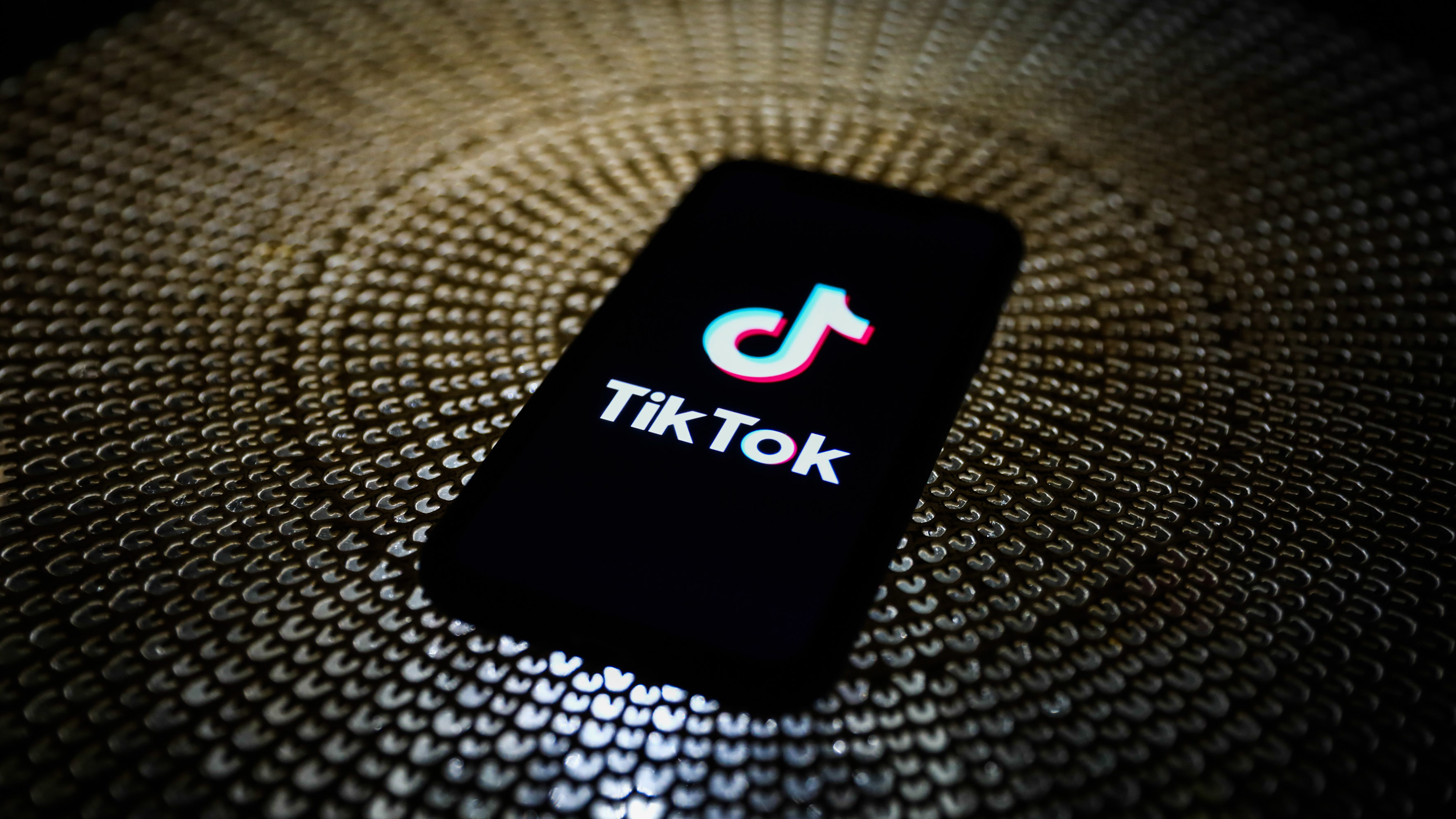 TikTok-kihívást akart teljesíteni, megölte magát a 10 éves olasz kislány