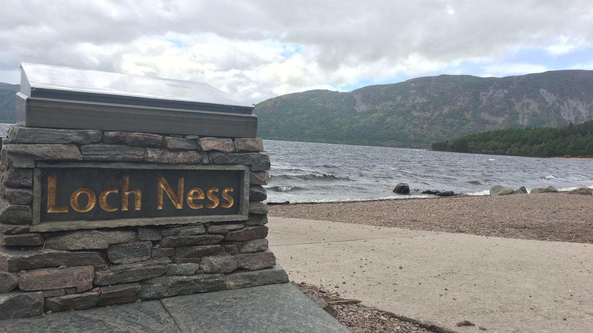 Újra felbukkant a Loch Ness-i szörny, két különböző ember is látni vélte rövid időn belül – Videó