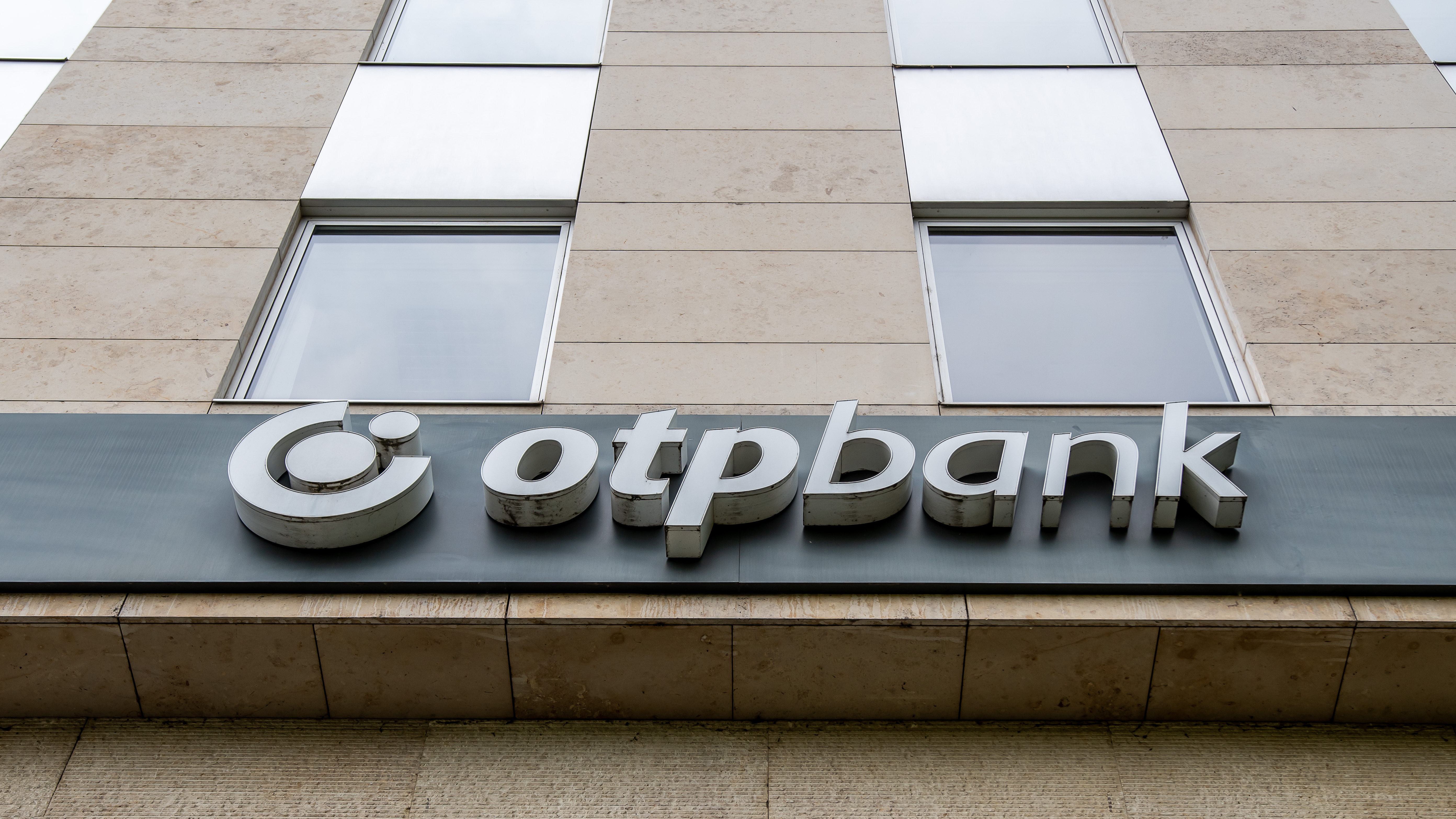 Elérhetetlen netbankra panaszkodnak az OTP Bank ügyfelei