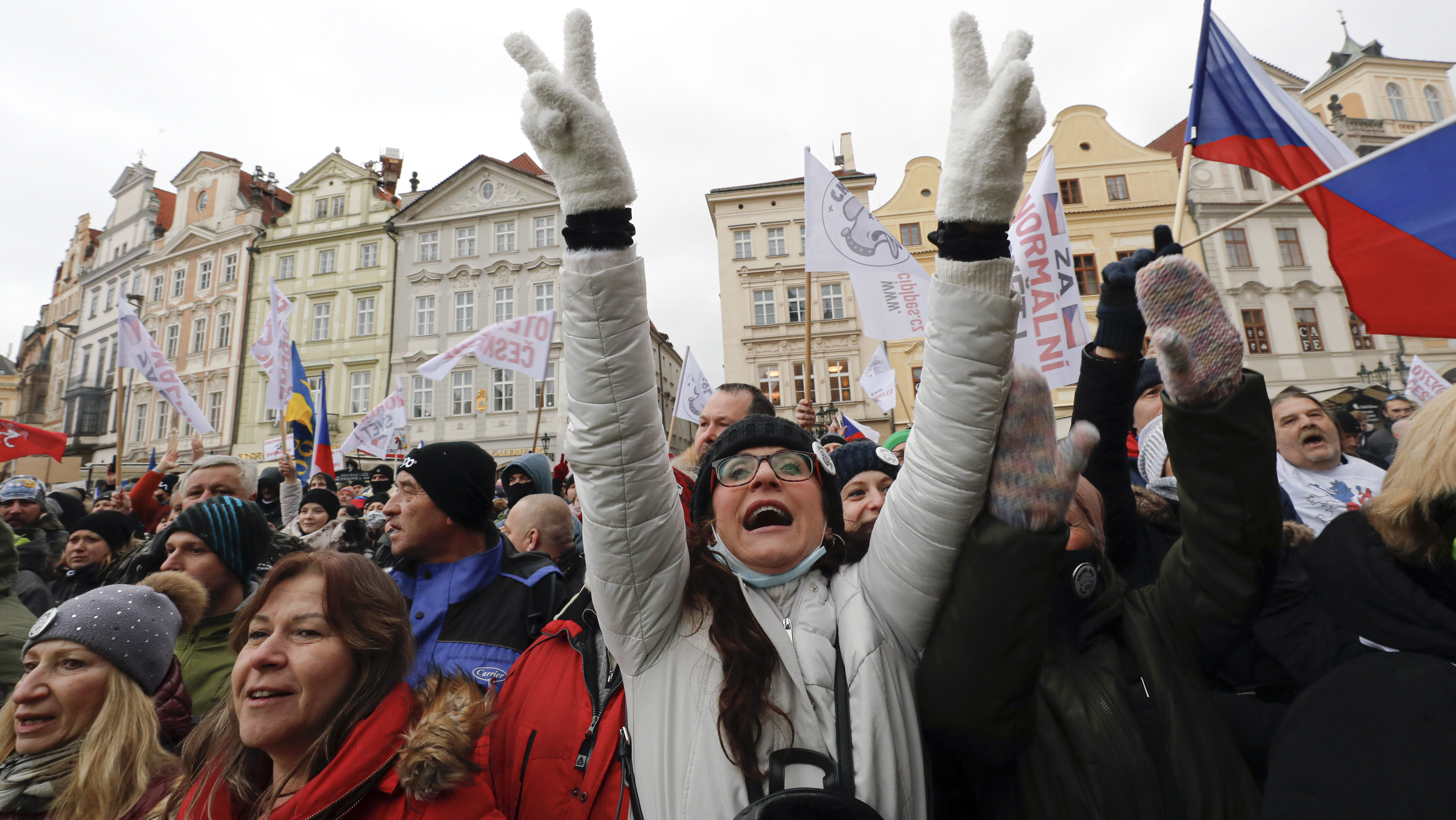 Durvul a járványhelyzet Csehországban, lezárnak három járást