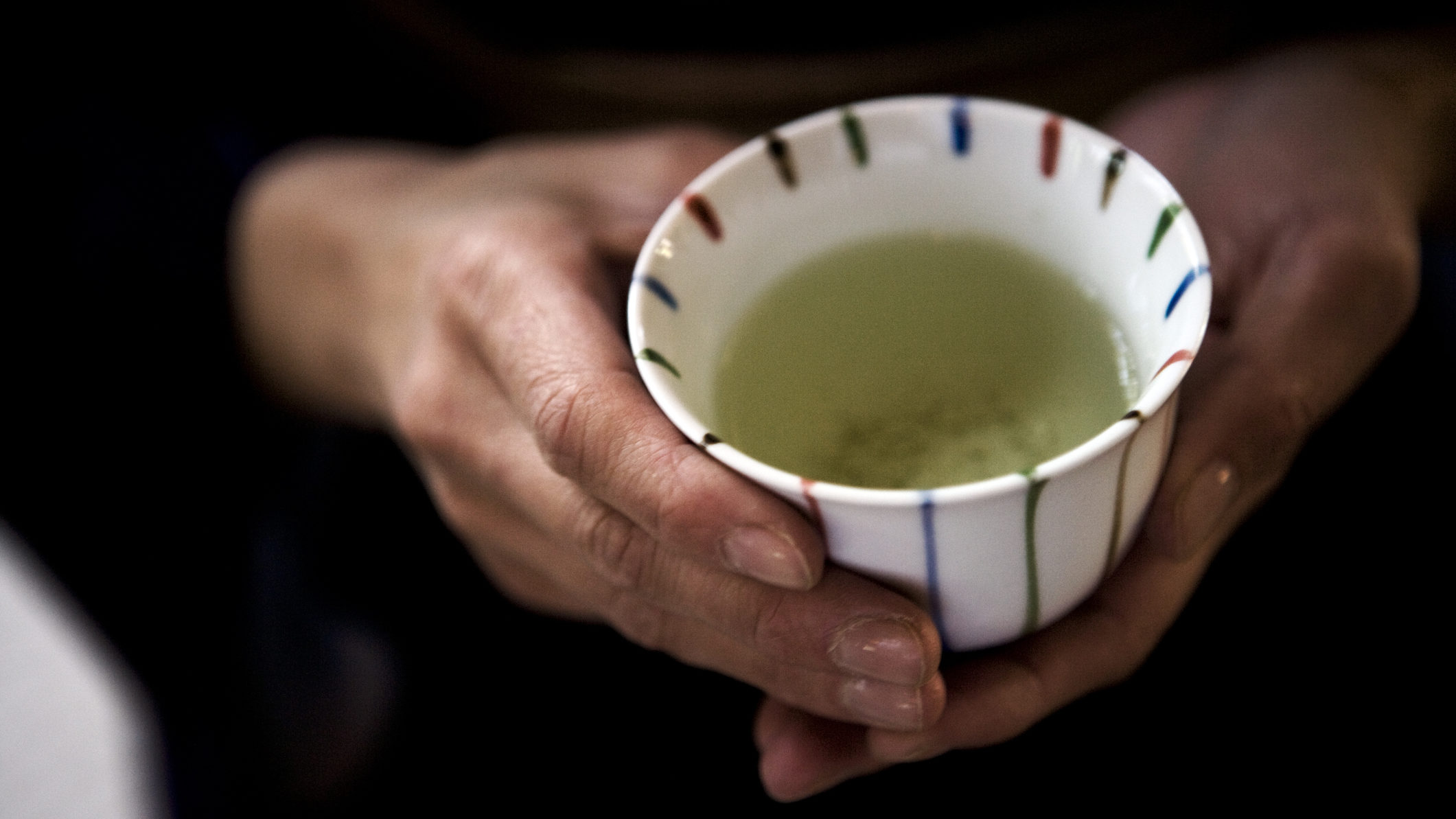 Segíthet a rák elleni küzdelemben a zöld tea