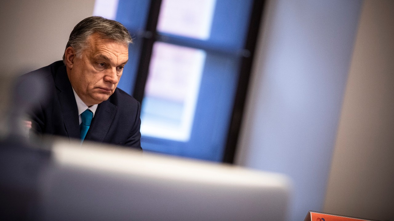 Orbán Viktor ma két almát, egy narancsot és presszókávét reggelizett