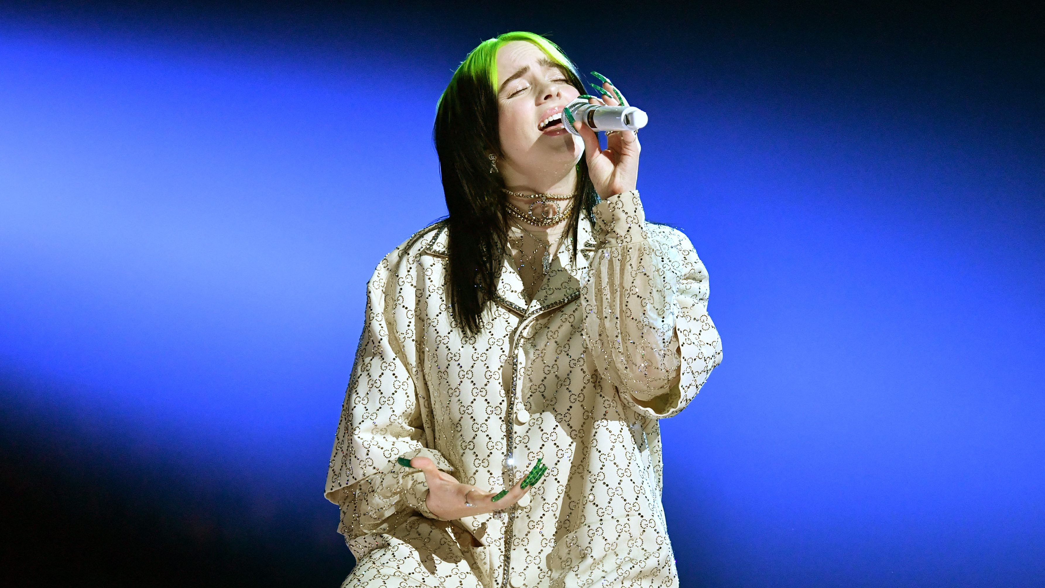 Megjelent Billie Eilish saját ruhakollekciója, ami pont olyan, mint elsőre gondolnád