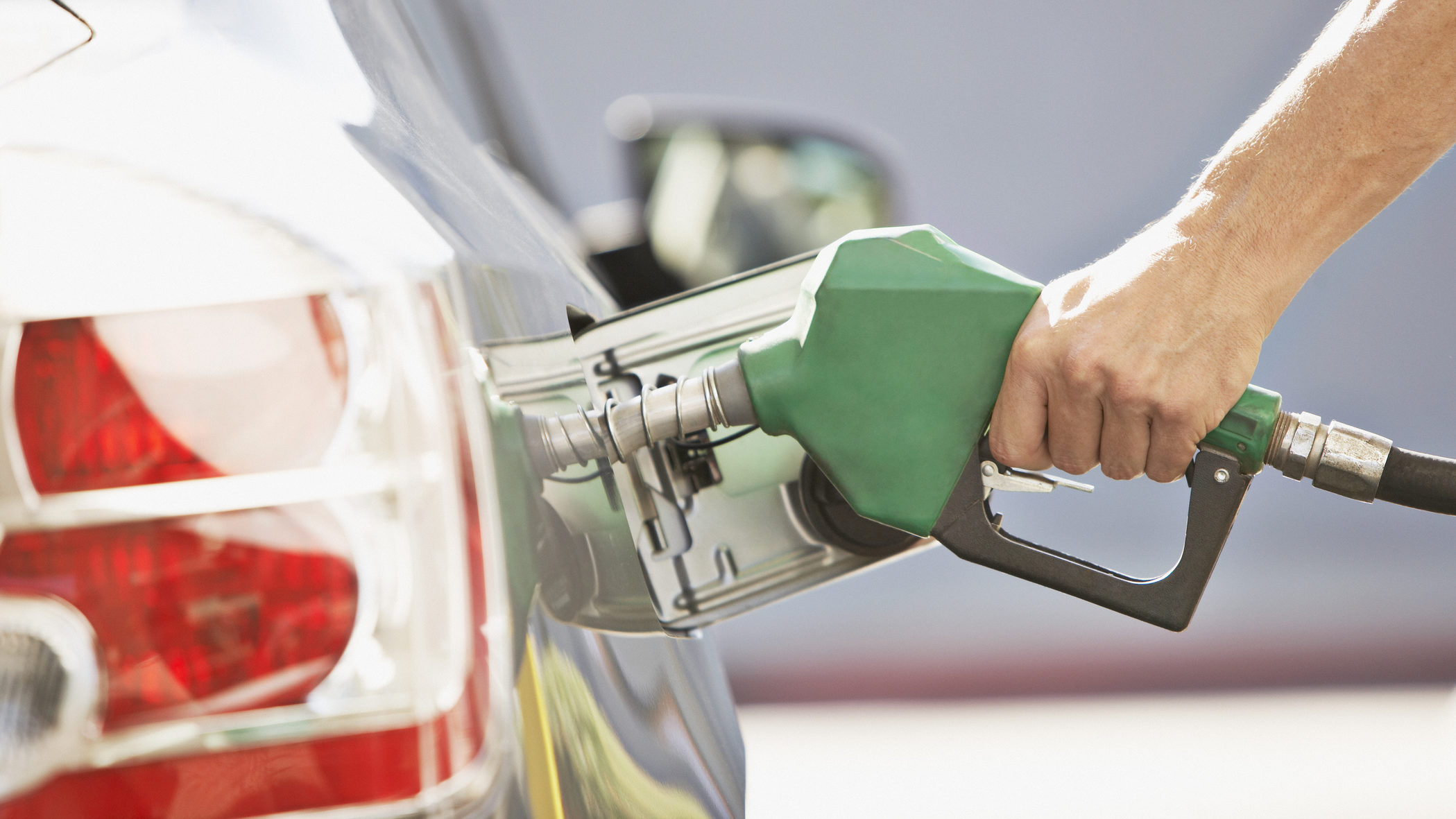 Szerdára ismét drágult, január óta 50 forinttal nőtt a benzin literenkénti átlagára