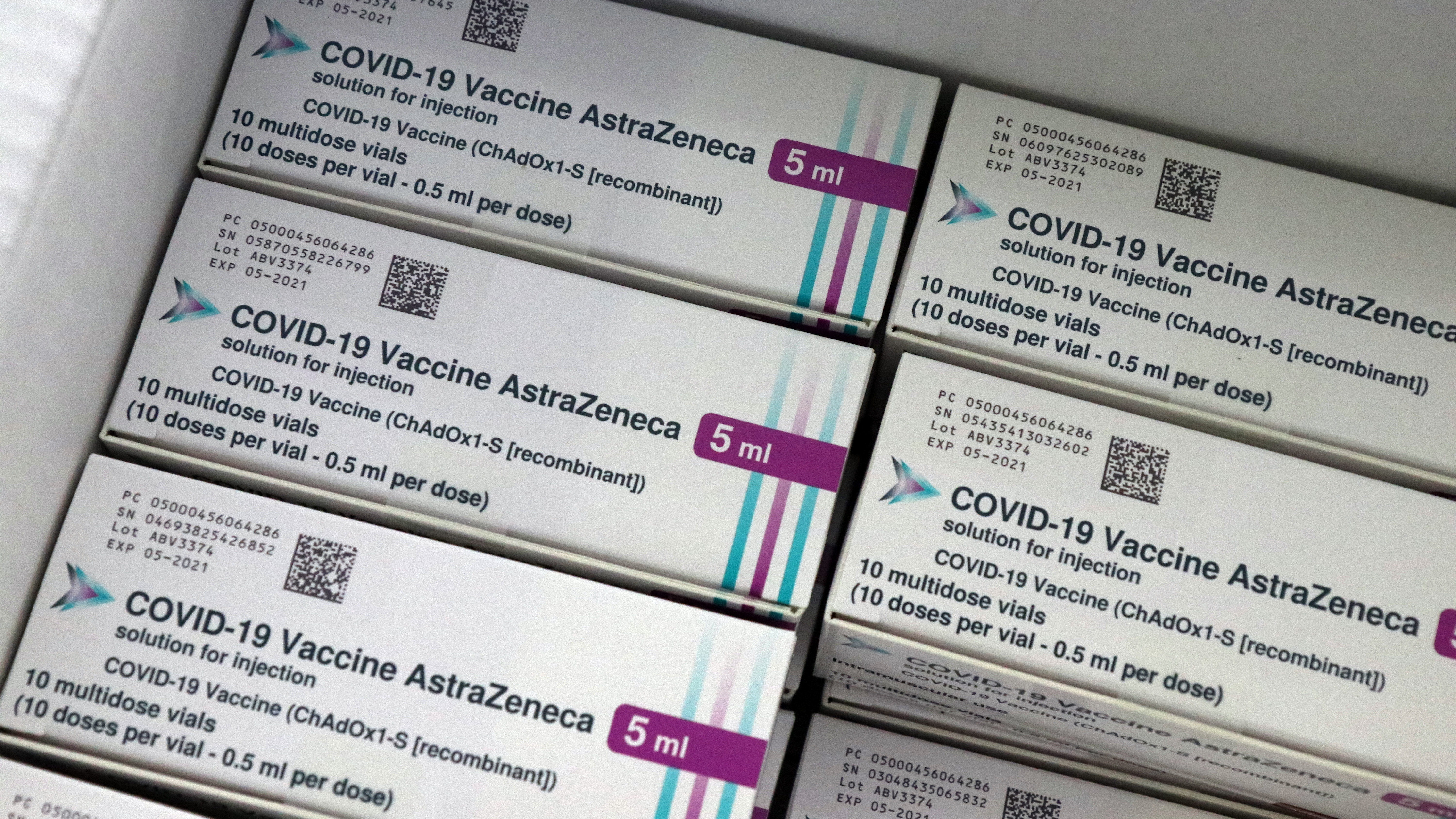 Ausztriában kivizsgálják az AstraZeneca vakcinájának biztonságosságát