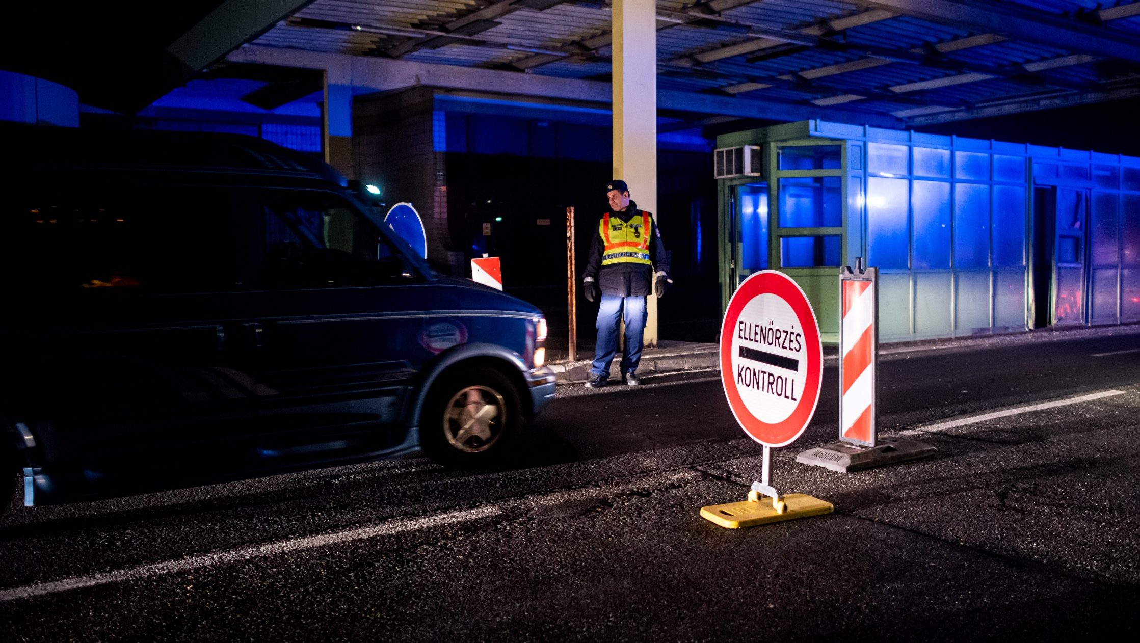 Megváltoznak az Ausztriába történő beutazás és átutazás szabályai