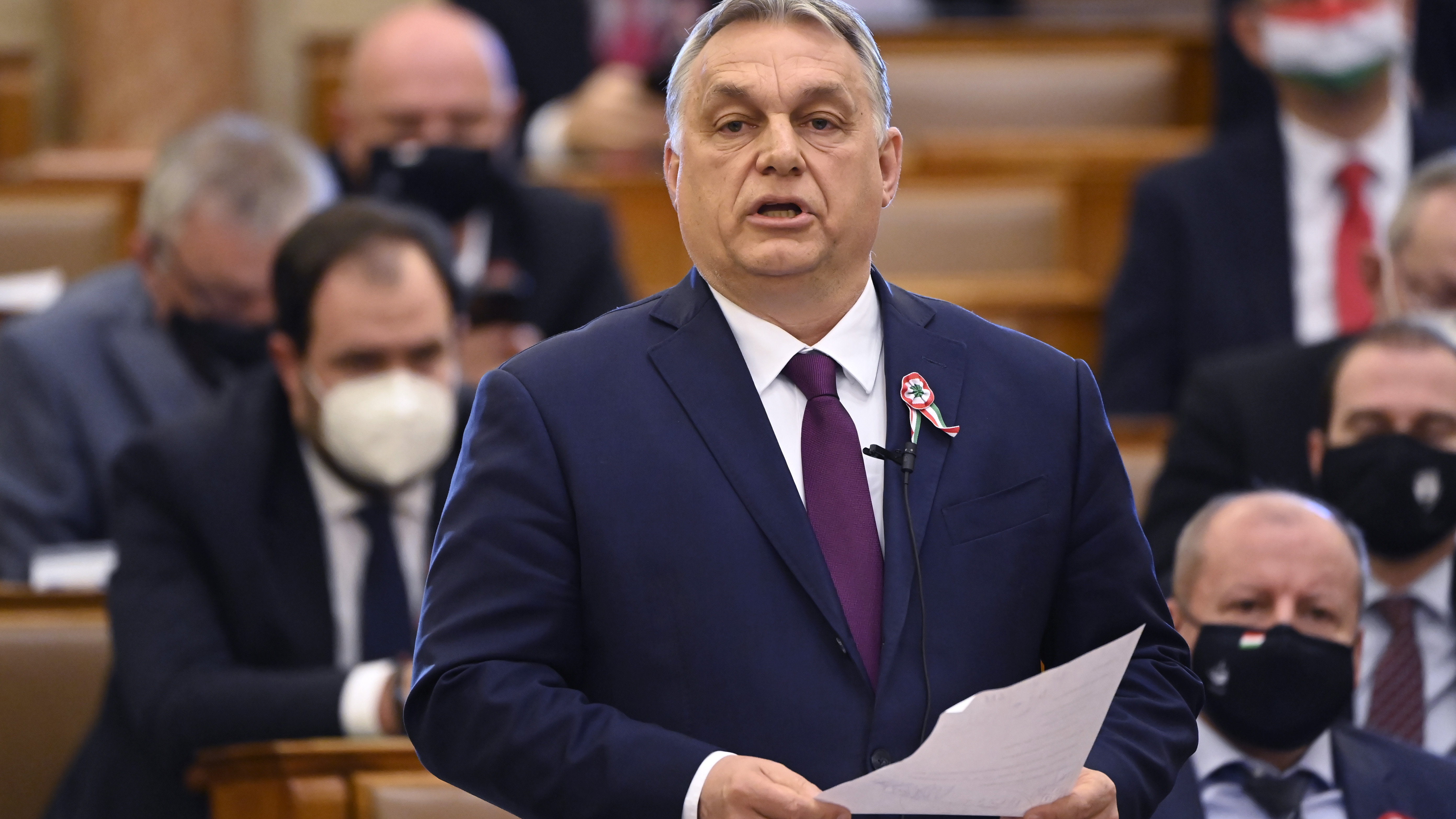 Jakab Orbánnak: Minél nagyobb az arc, annál nagyobb lesz a pofára esés